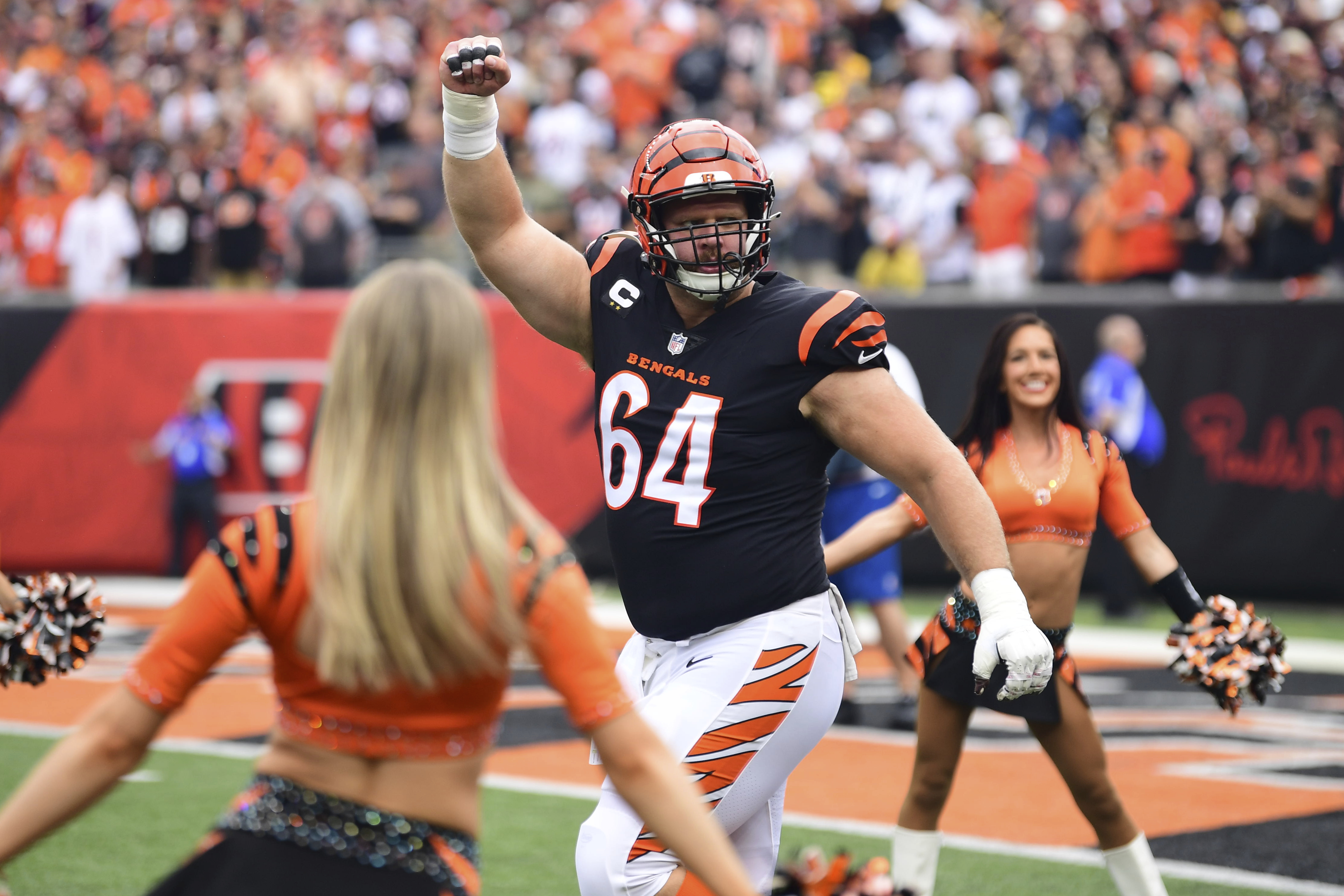 Cincinnati Bengals center Ted Karras (64) runs onto the field before an NFL  divisional round playoff football game Sunday, Jan. 22, 2023, in Orchard  Park, NY. (AP Photo/Matt Durisko Stock Photo - Alamy