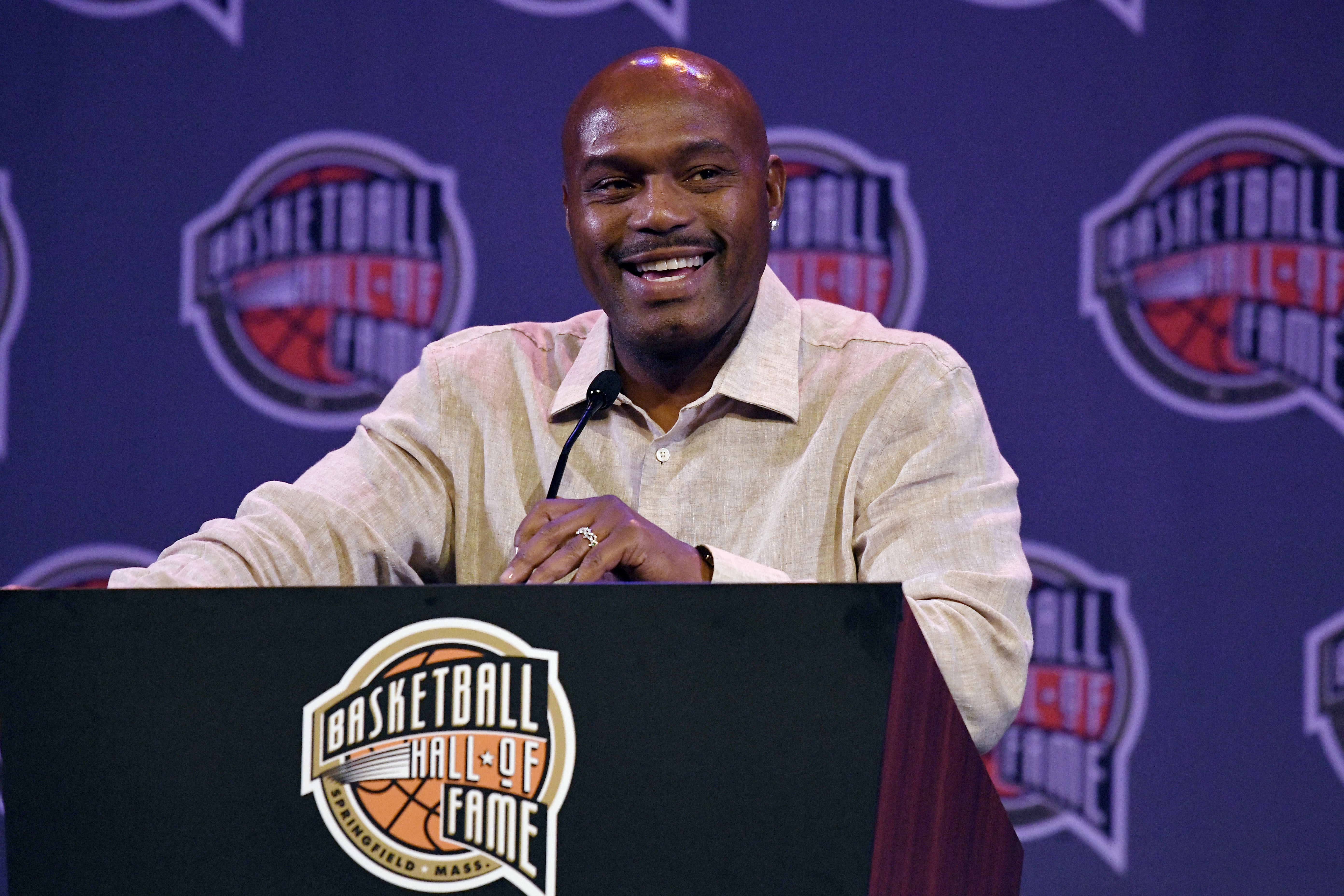 SportsEdTV Coach, 5-Time NBA All-Star, Tim Hardaway Is a Hall of