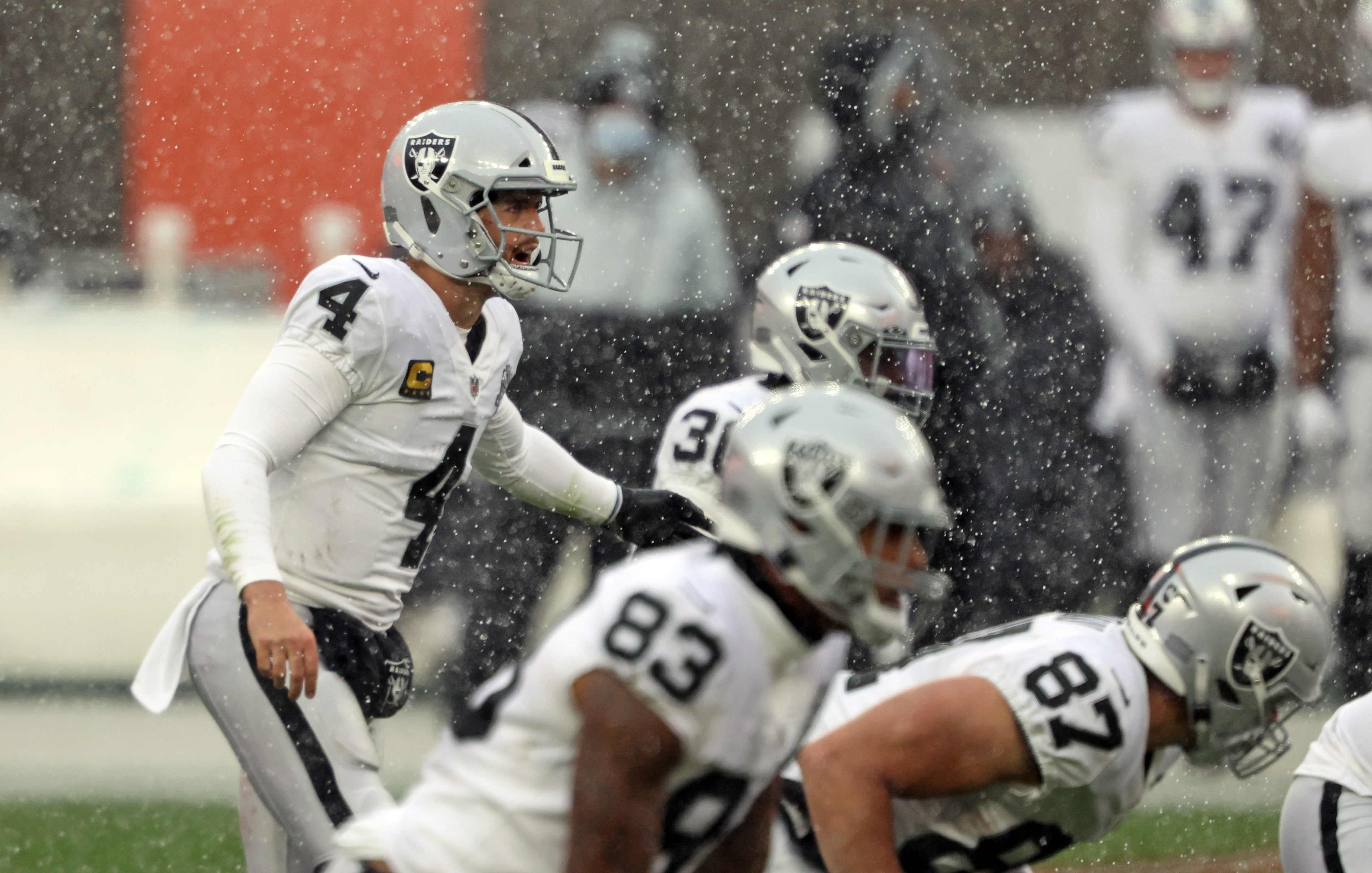 Raiders 16-14 Browns: Raiders took advantage of 18 Browns absent