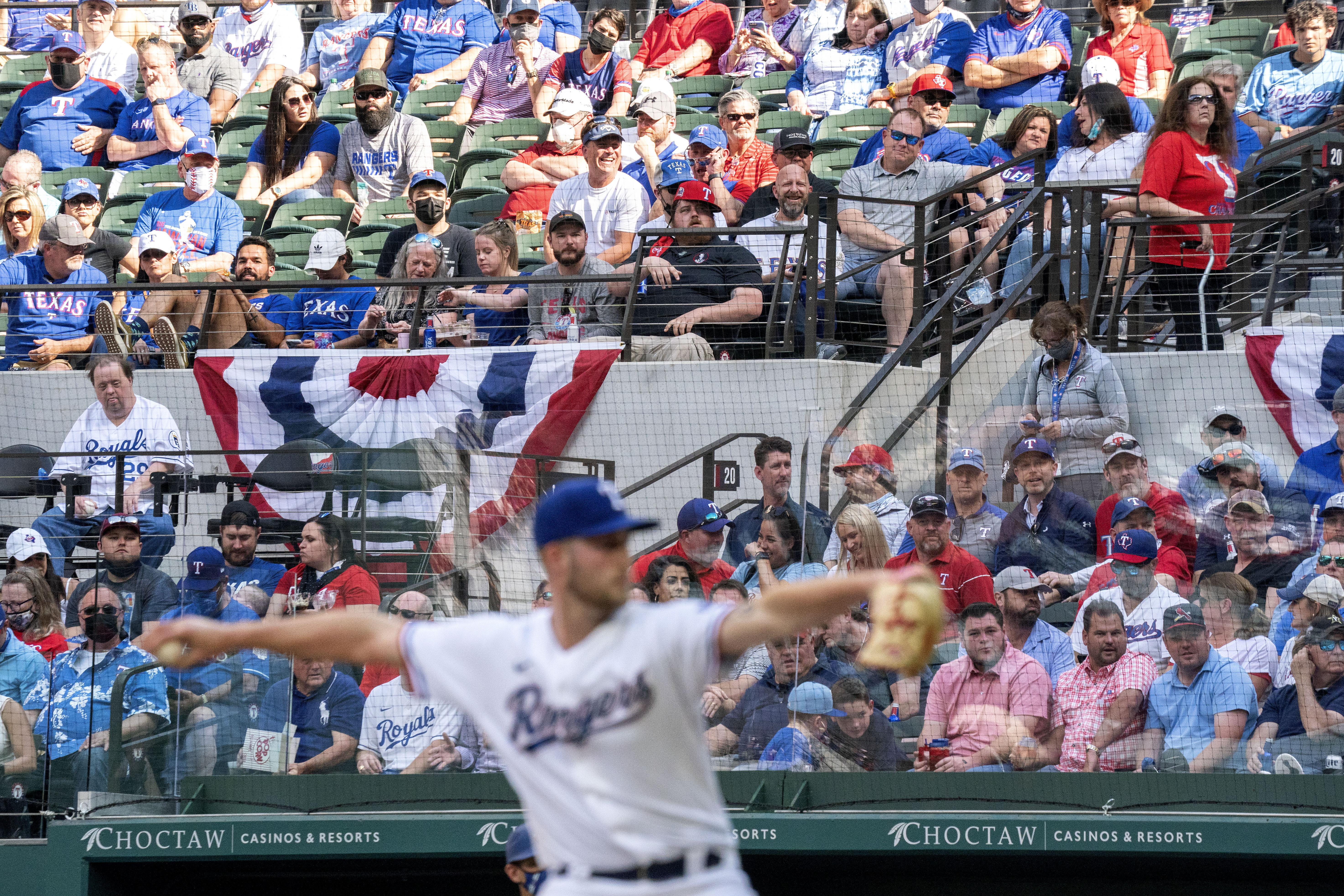 Nathaniel Lowe Gave Rangers Fans Something To Cheer For