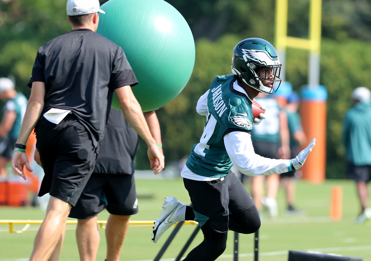 Eagles rookie report card: DeVonta Smith, Kenneth Gainwell, and Landon  Dickerson shine – The Morning Call