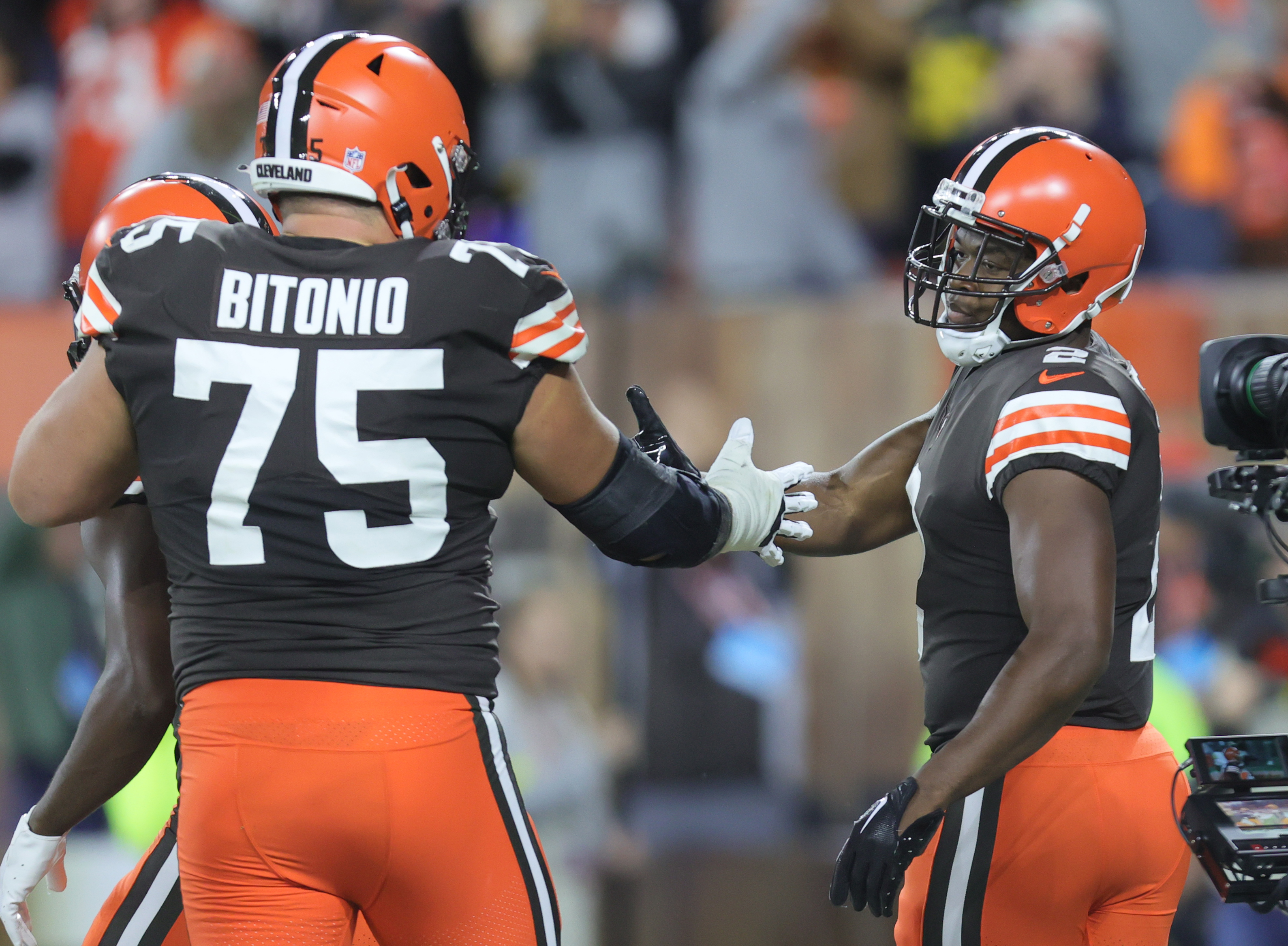 How the Browns beat the Steelers 29-17: Nick Chubb, Amari Cooper