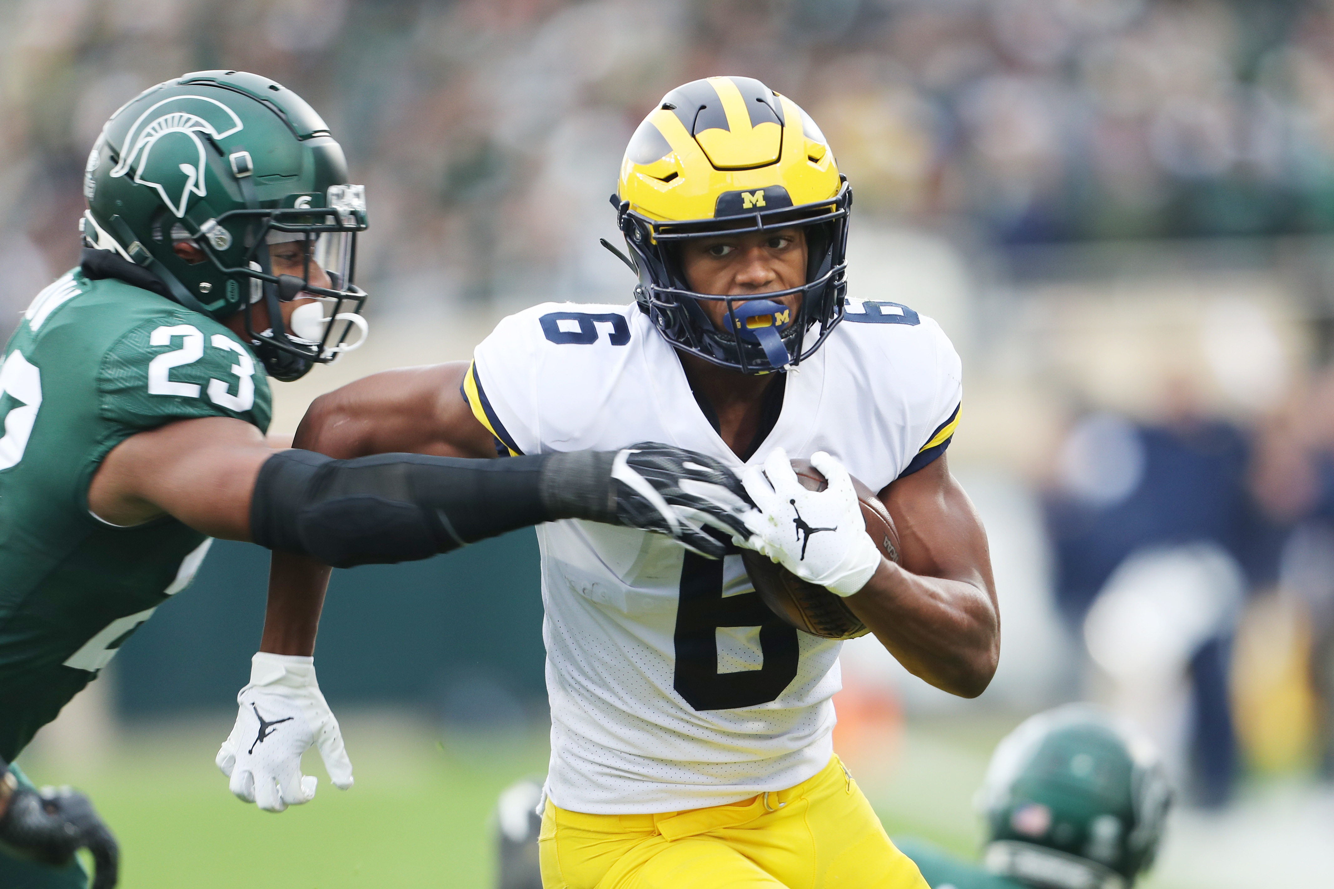 Michigan, MSU both crack preseason AP Top-25 college football poll