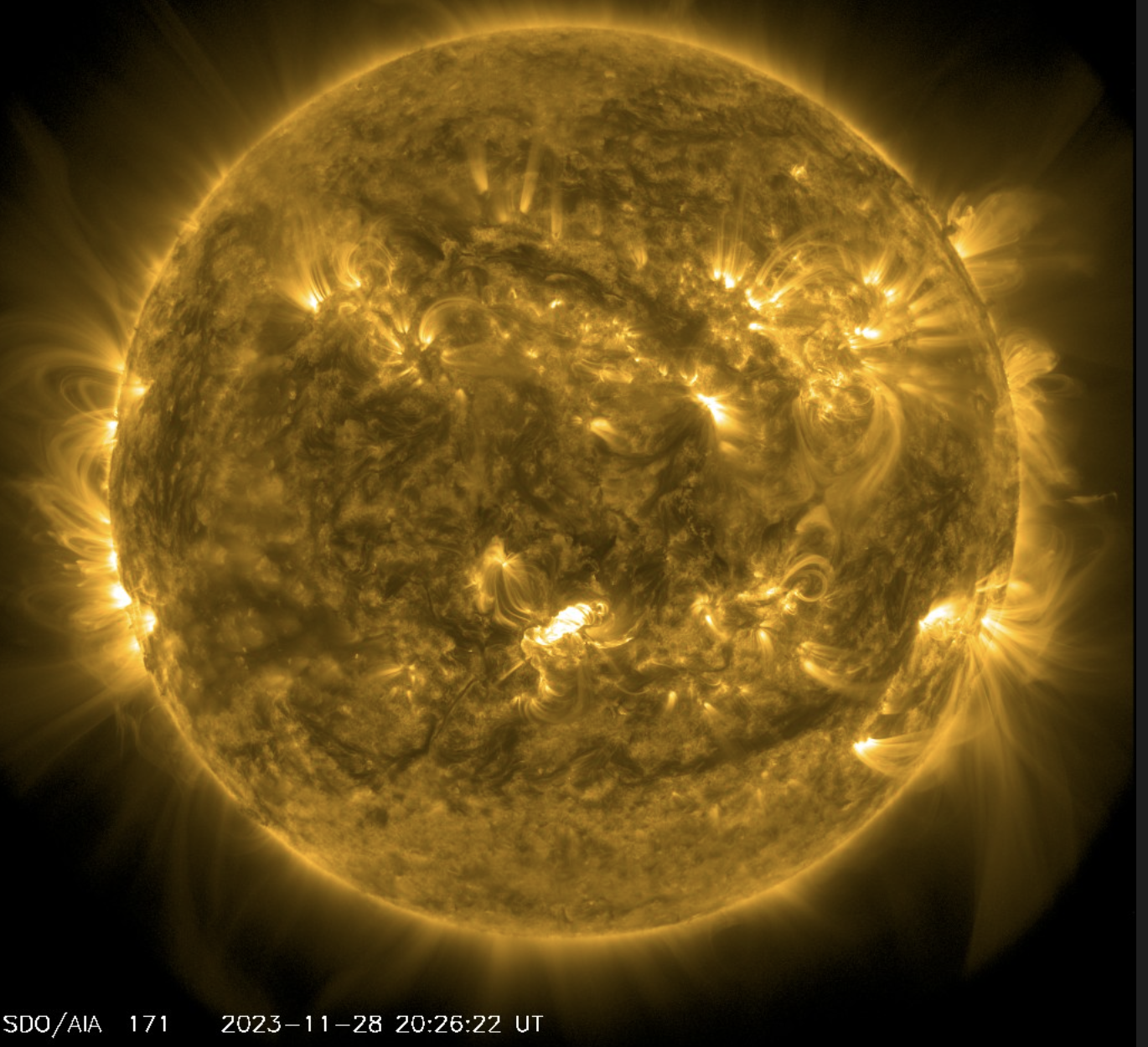 A strong geomagnetic storm is now classified as “possible”, get ready for the northern lights