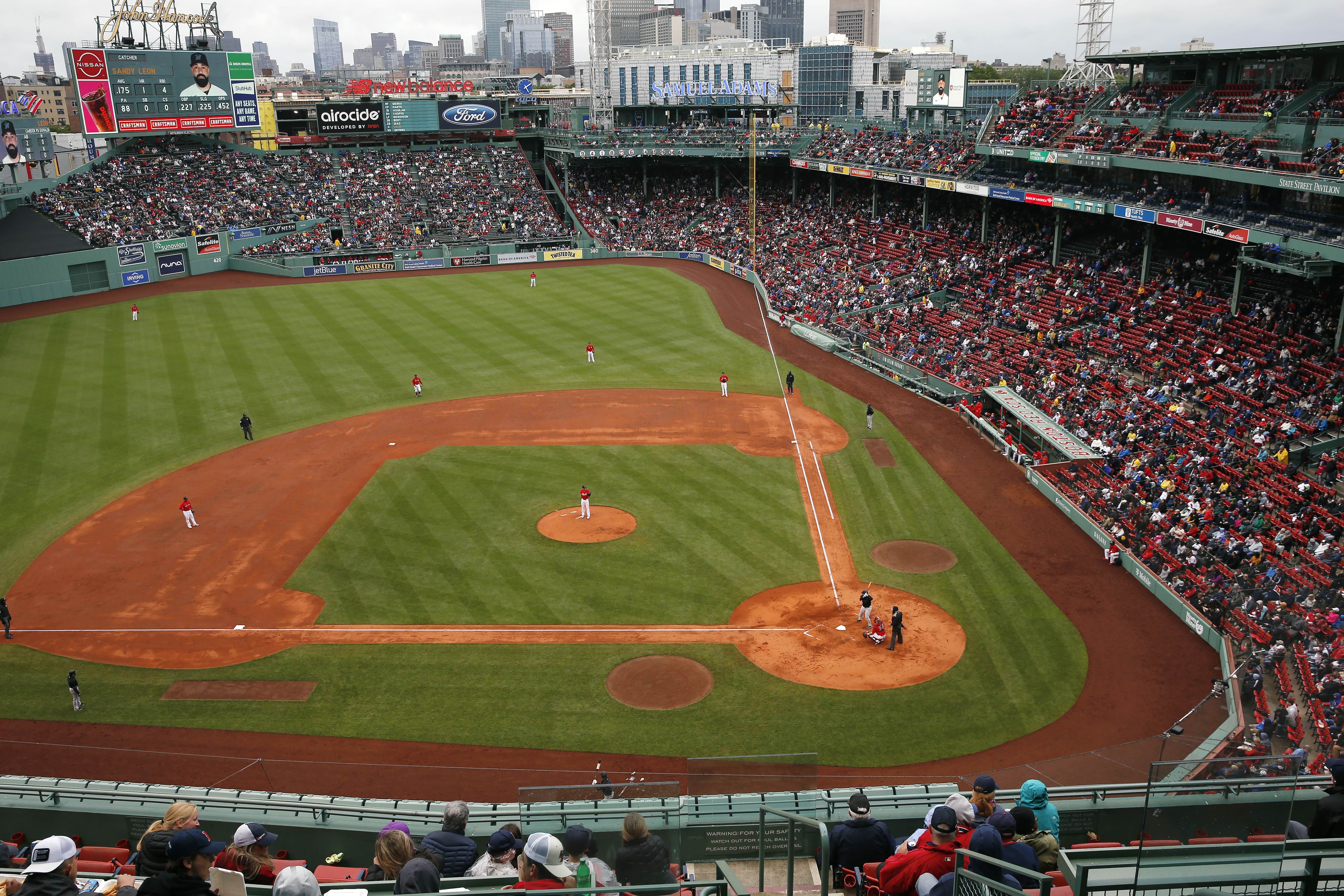 Fenway Park Sellout Streak Seems to Be Nearing an End - The New