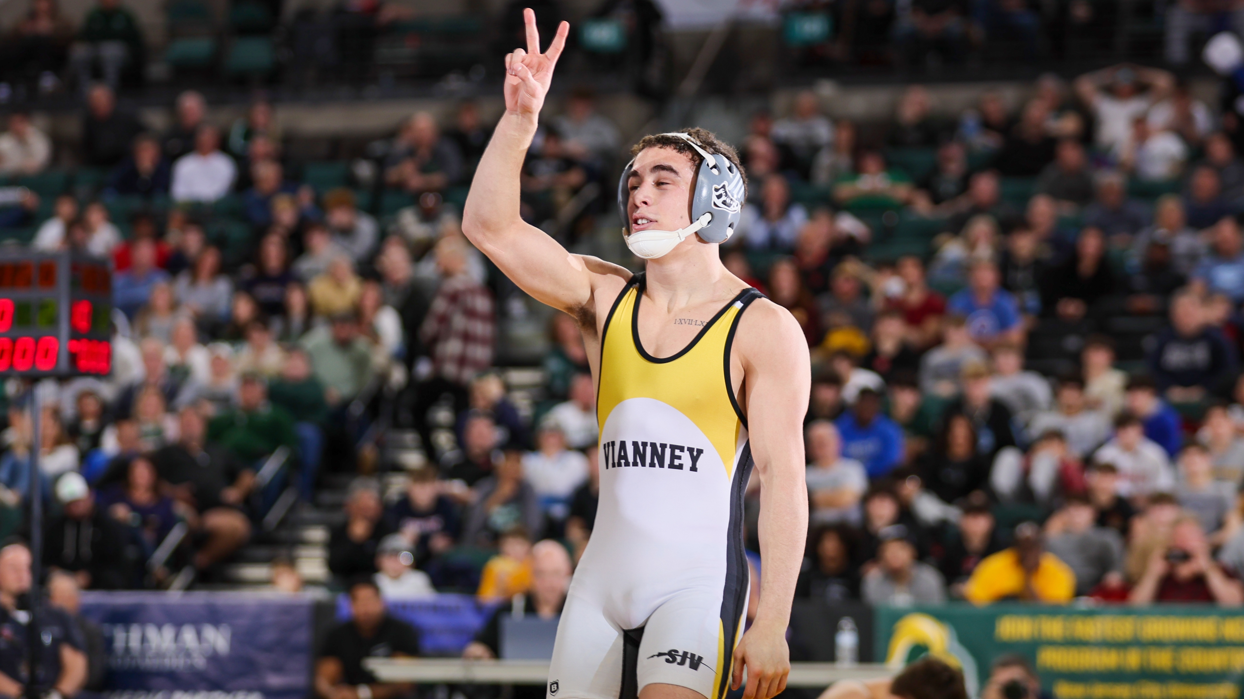 Two-time state wrestling champ Anthony Knox wins Super 32, makes