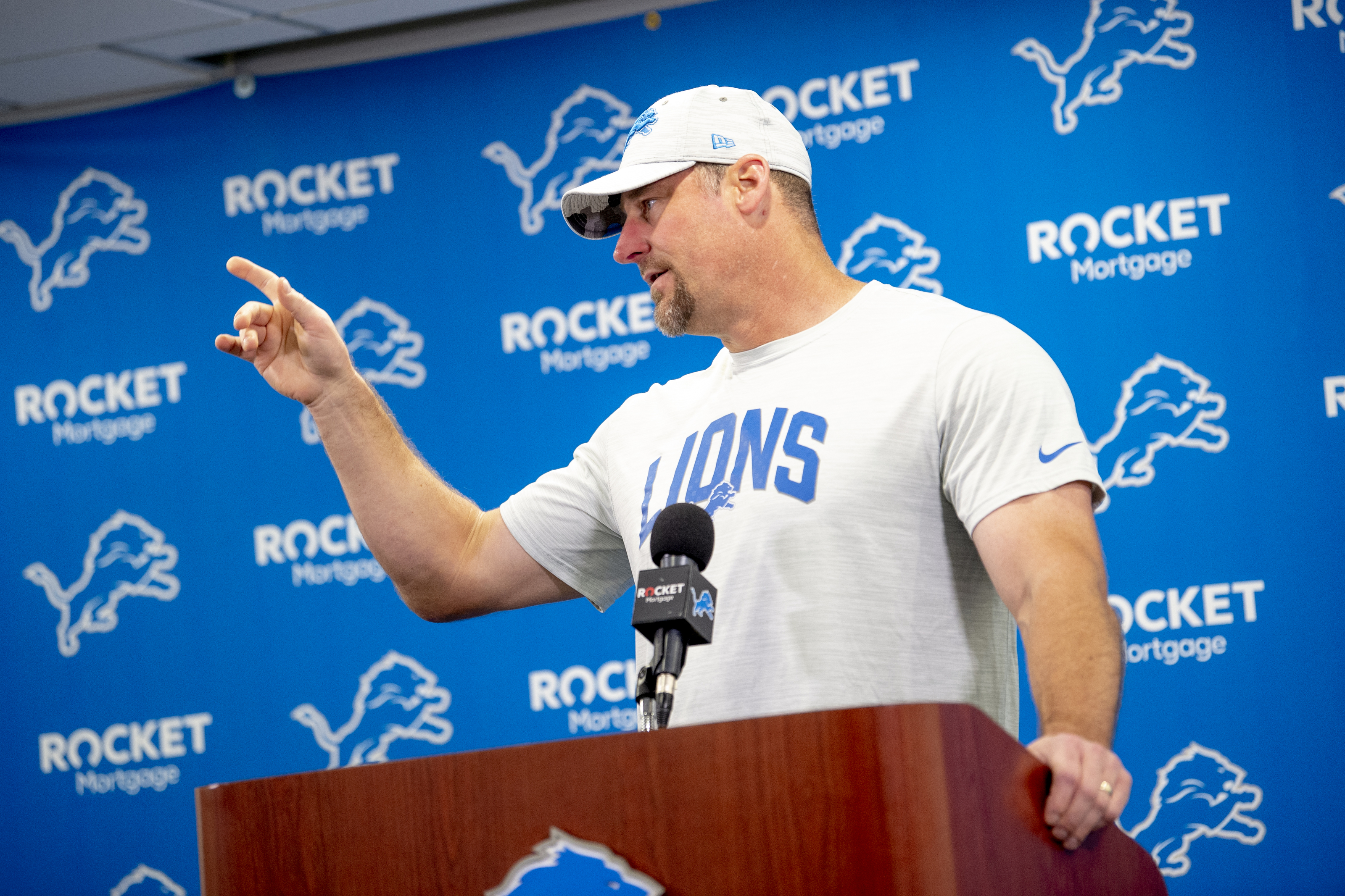 Lions coach Campbell: 'We're in this vicious cycle right now' Detroit News  - Bally Sports