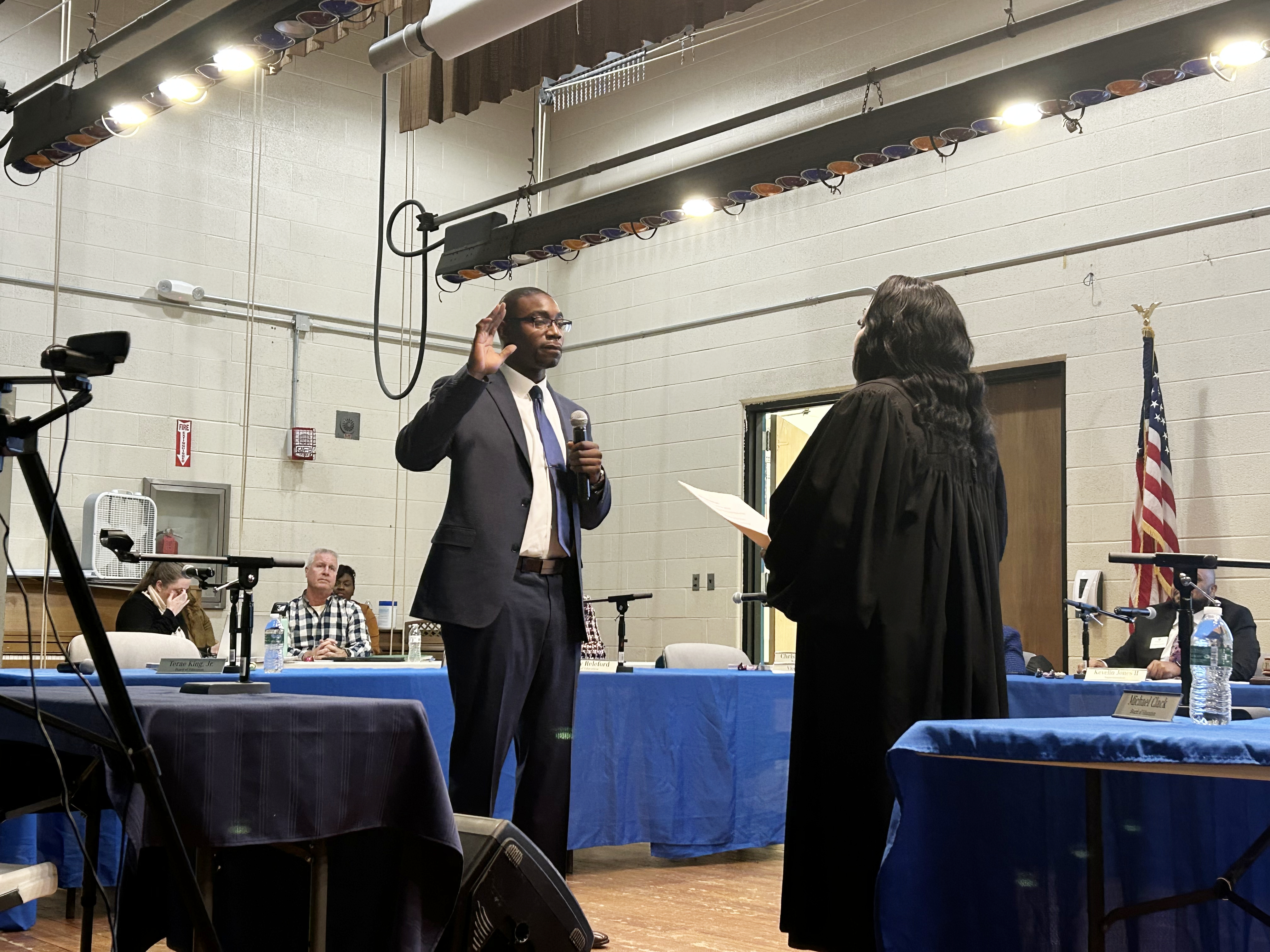Four Flint School Board members sworn in during meeting - mlive.com