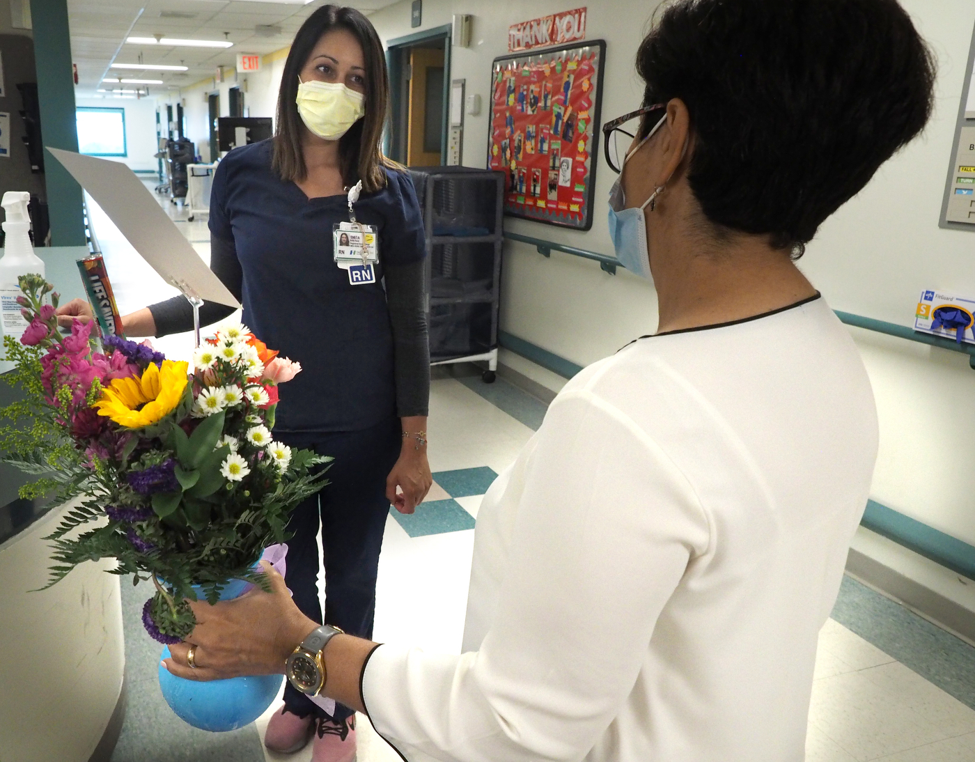 Nutley florist donates, delivers floral arrangements to essential