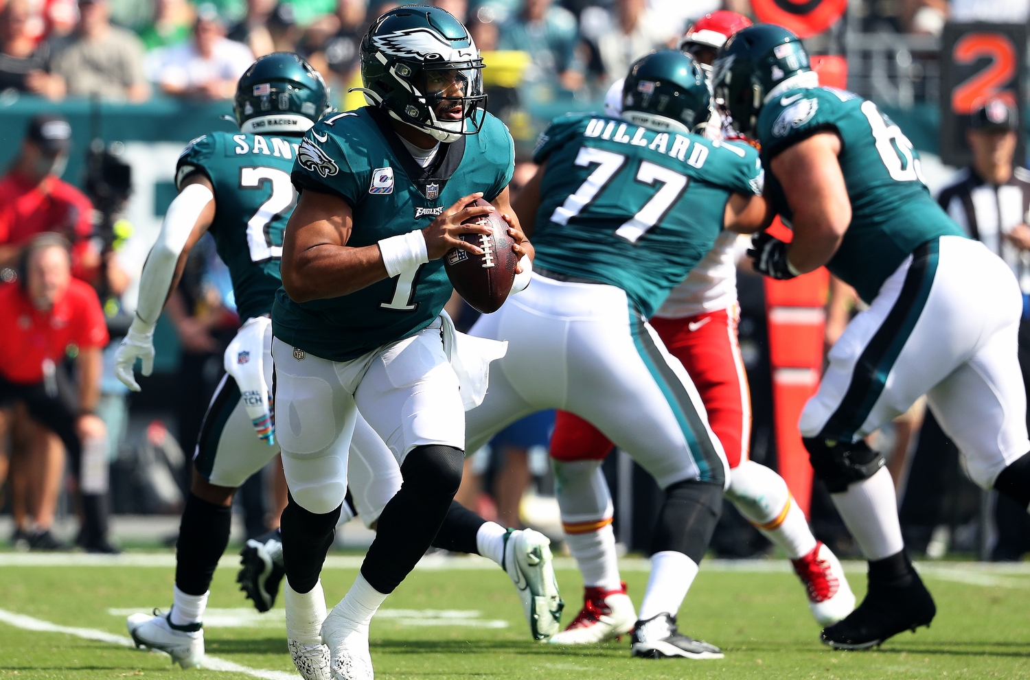 Eagles: Despite a poor outing last week, Davion Taylor still needs to start