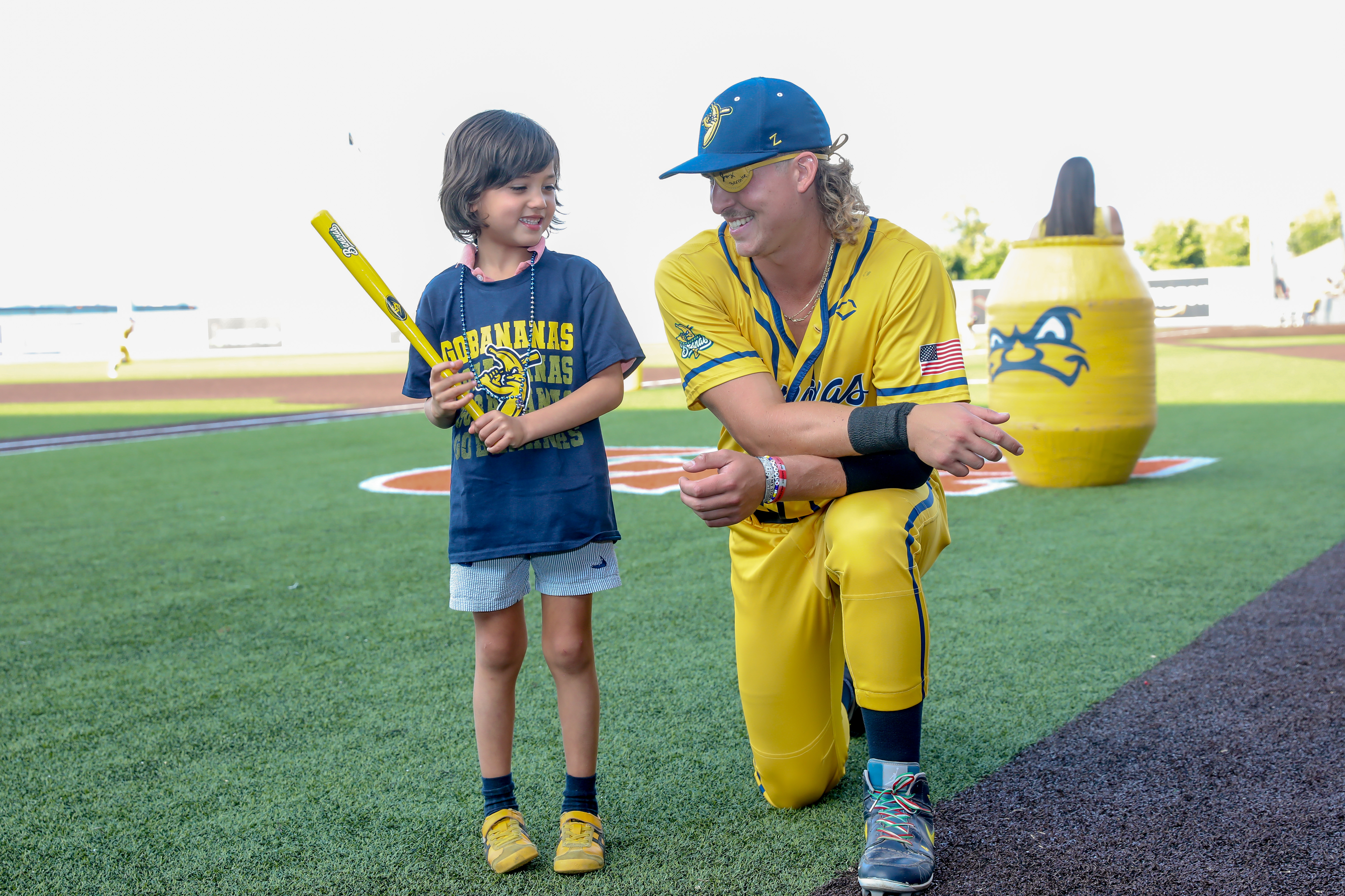 World's quirkiest baseball team, the Savannah Bananas, is headed to  FerryHawks' Community Park 