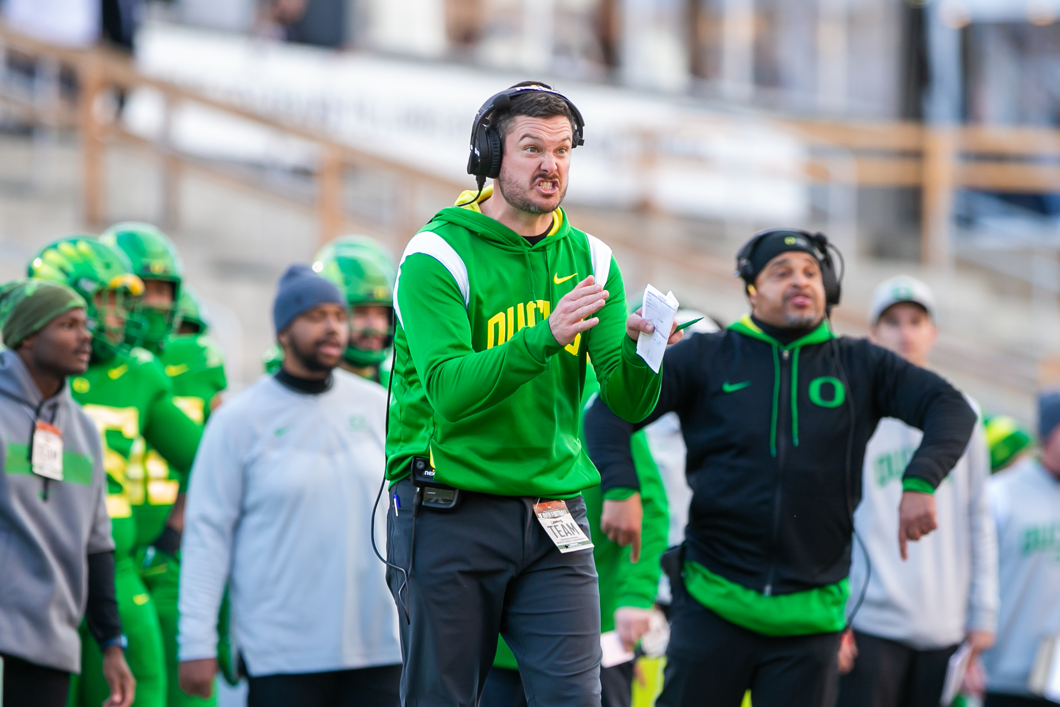 Oregon Ducks football early signing day live updates recap Two 5-star prospects join 2023 recruiting class