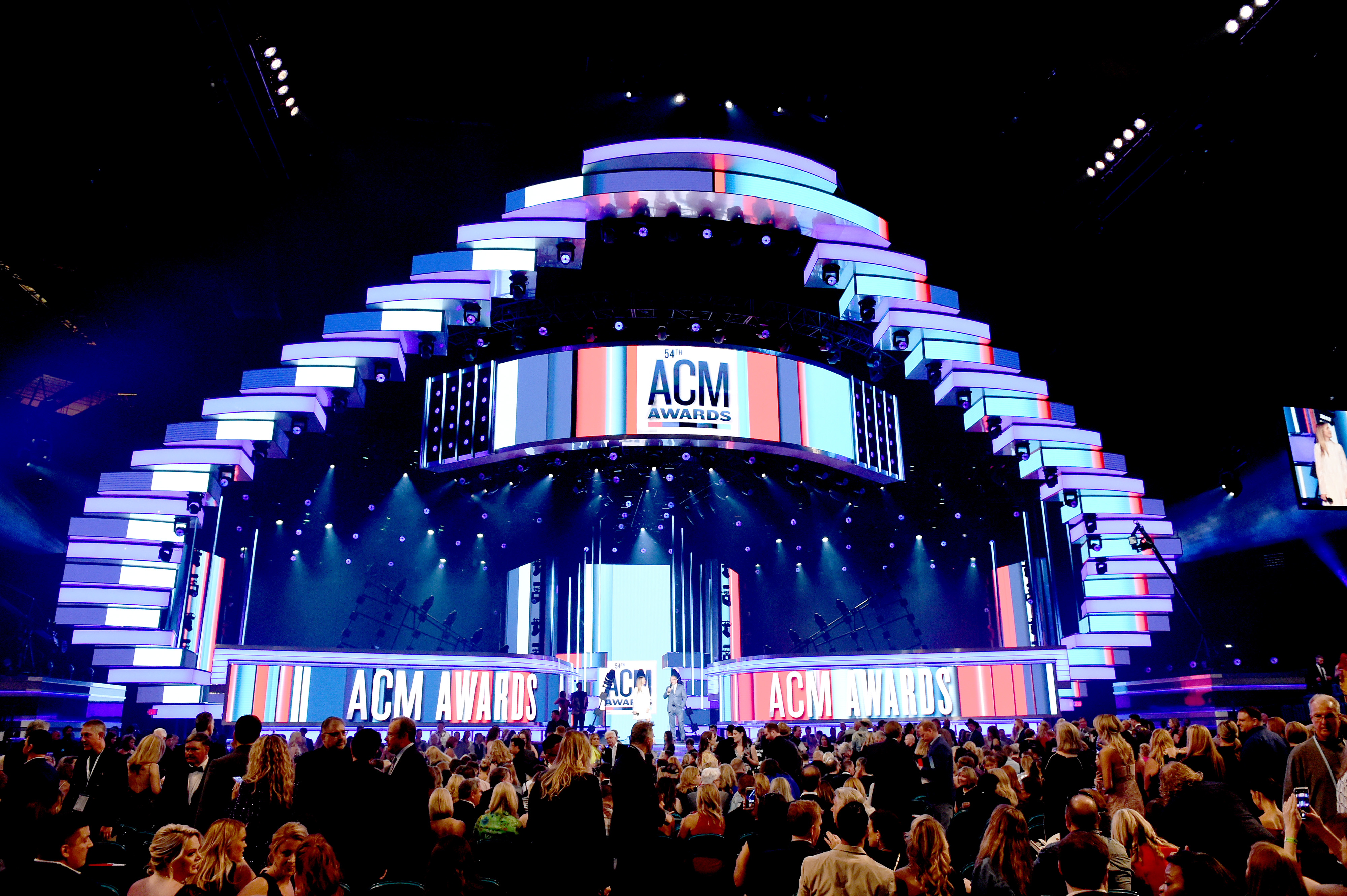 Getting to attend the @acmawards last night did not disappoint