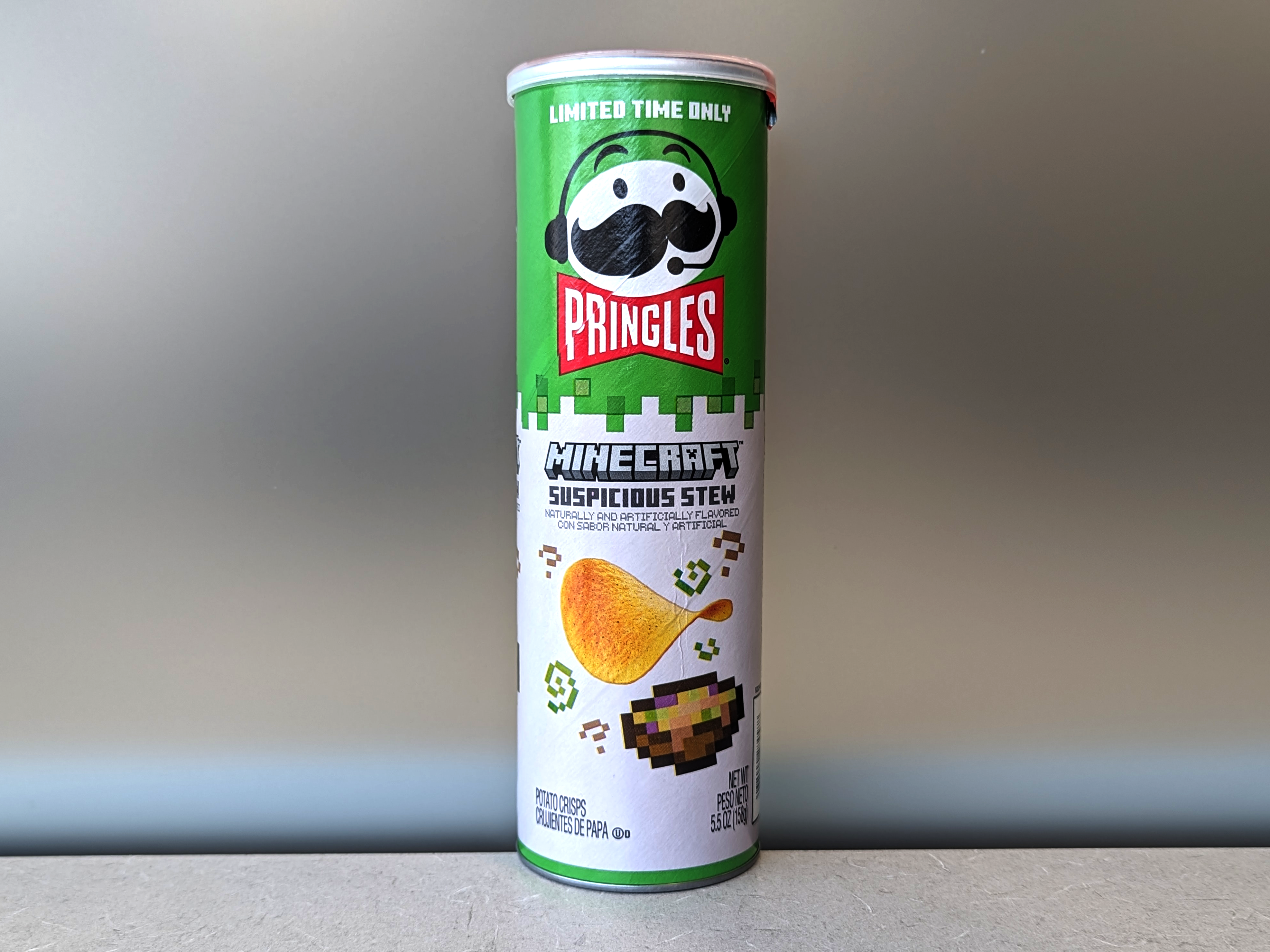 What do Minecraft Pringles taste like? I ate them so you don't have to 