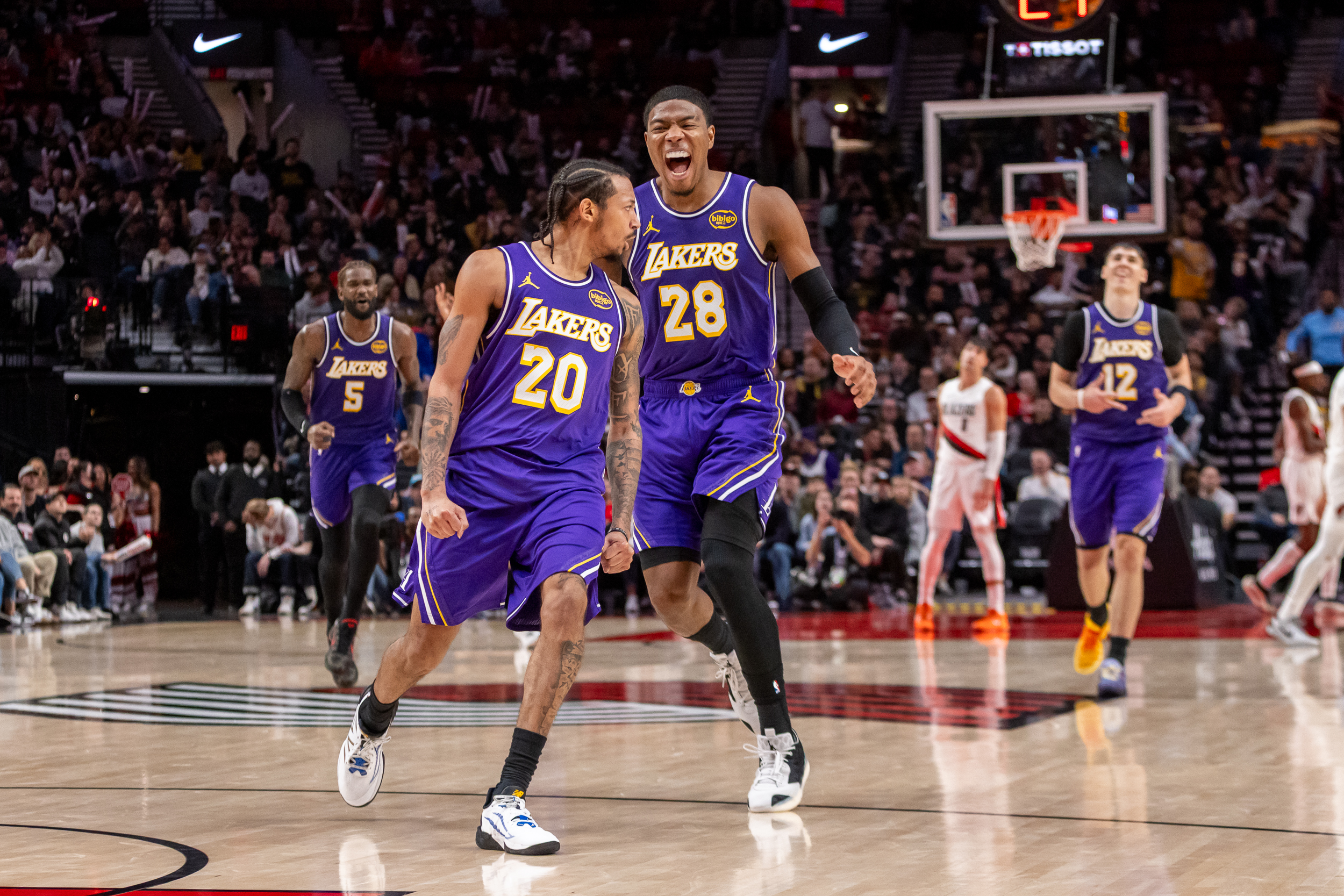 Shorthanded Los Angeles Lakers cruise past Trail Blazers: Rapid