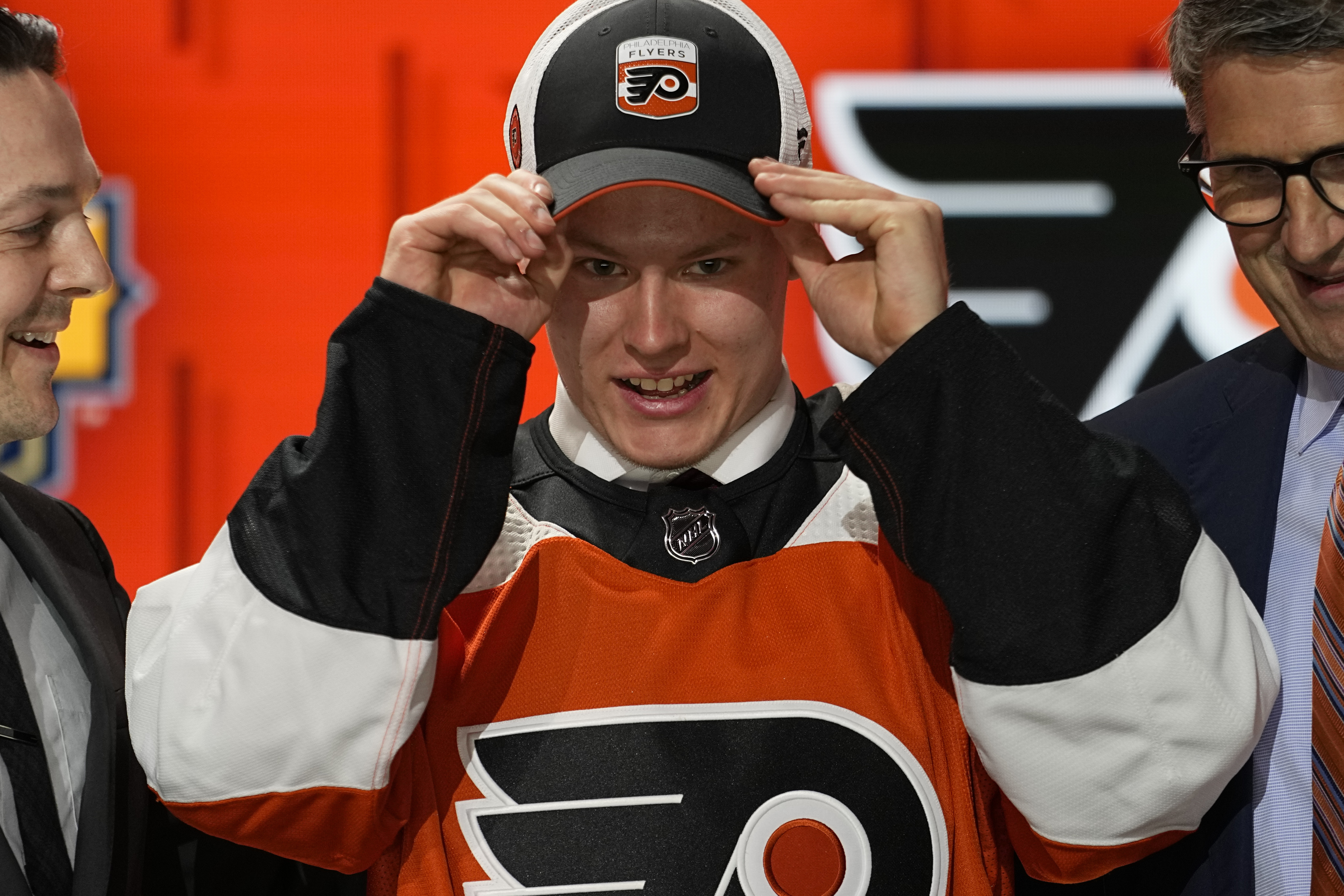 Rebuilding Flyers say top draft pick will be worth the long wait 