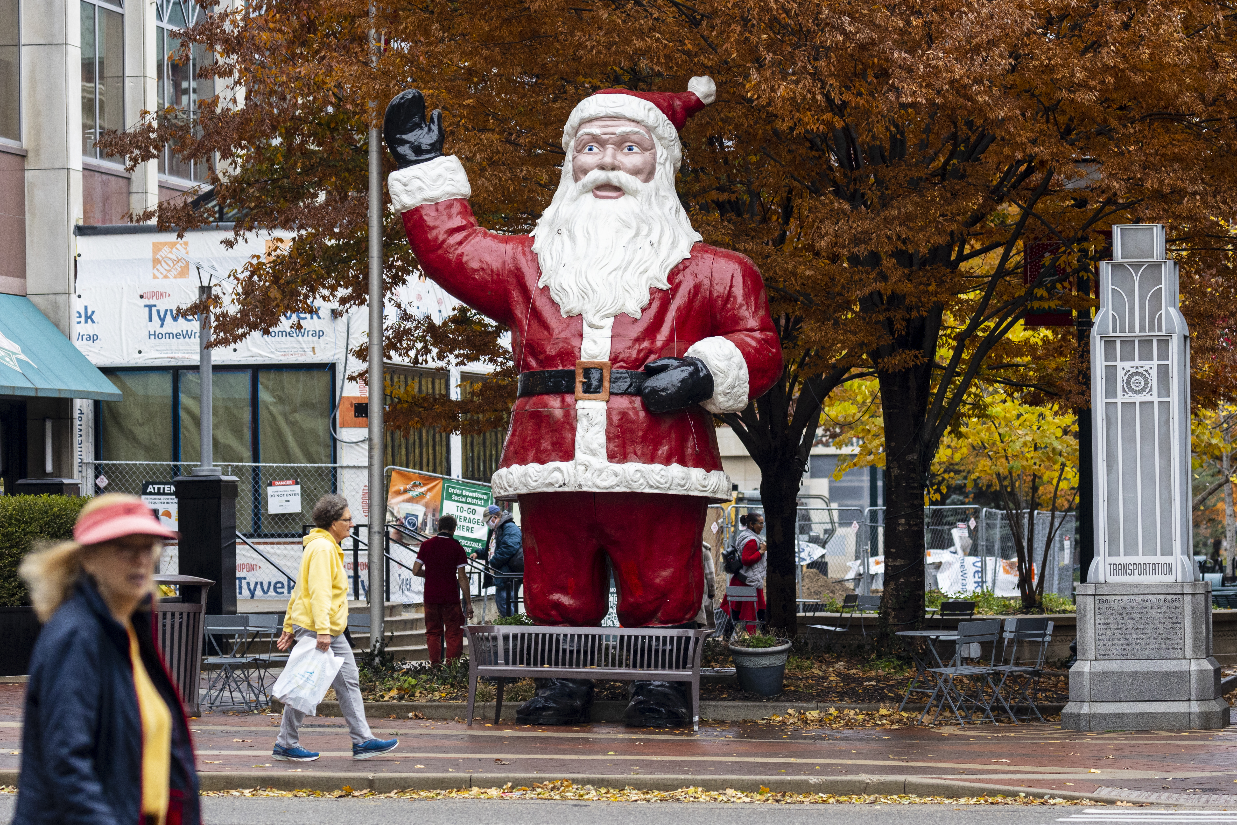 Kalamazoo Christmas Parade 2022 Santa, Candy Cane Lane Return To Kalamazoo For Holiday Season - Mlive.com