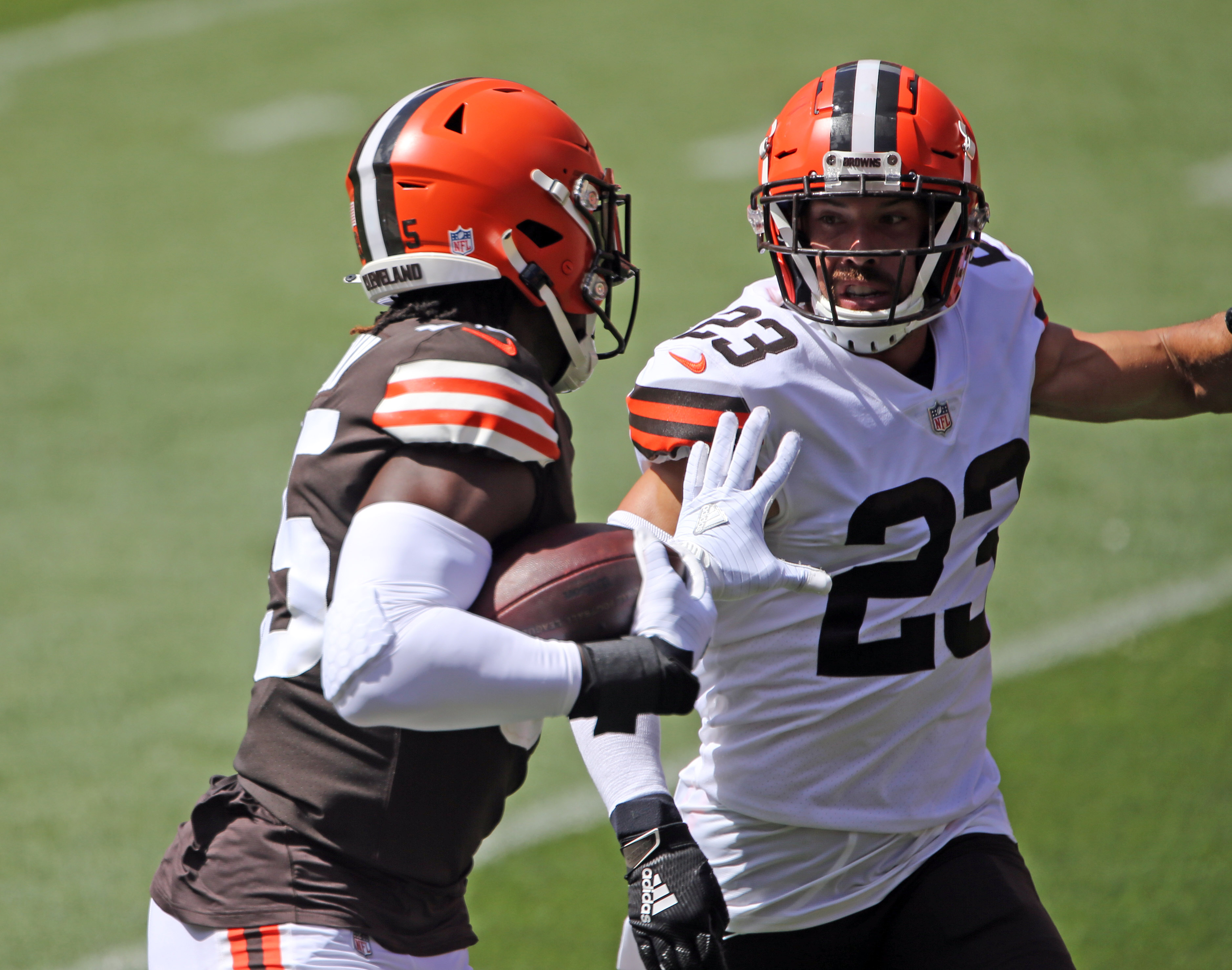 Reacting to the Cleveland Browns final 53-man roster for 2020