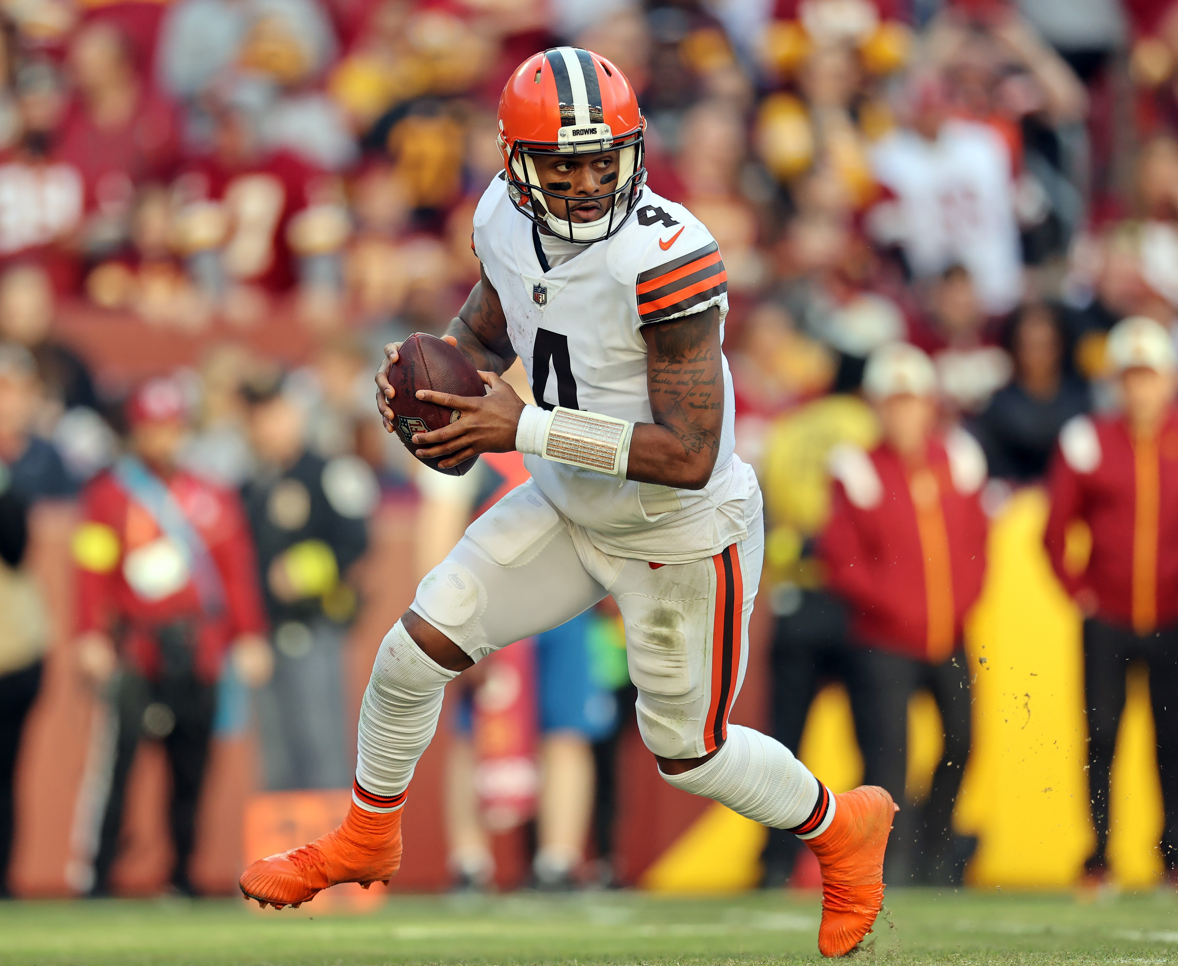 Why Deshaun Watson must be ready for prime time early in the Browns' 2023  schedule: Mary Kay Cabot 