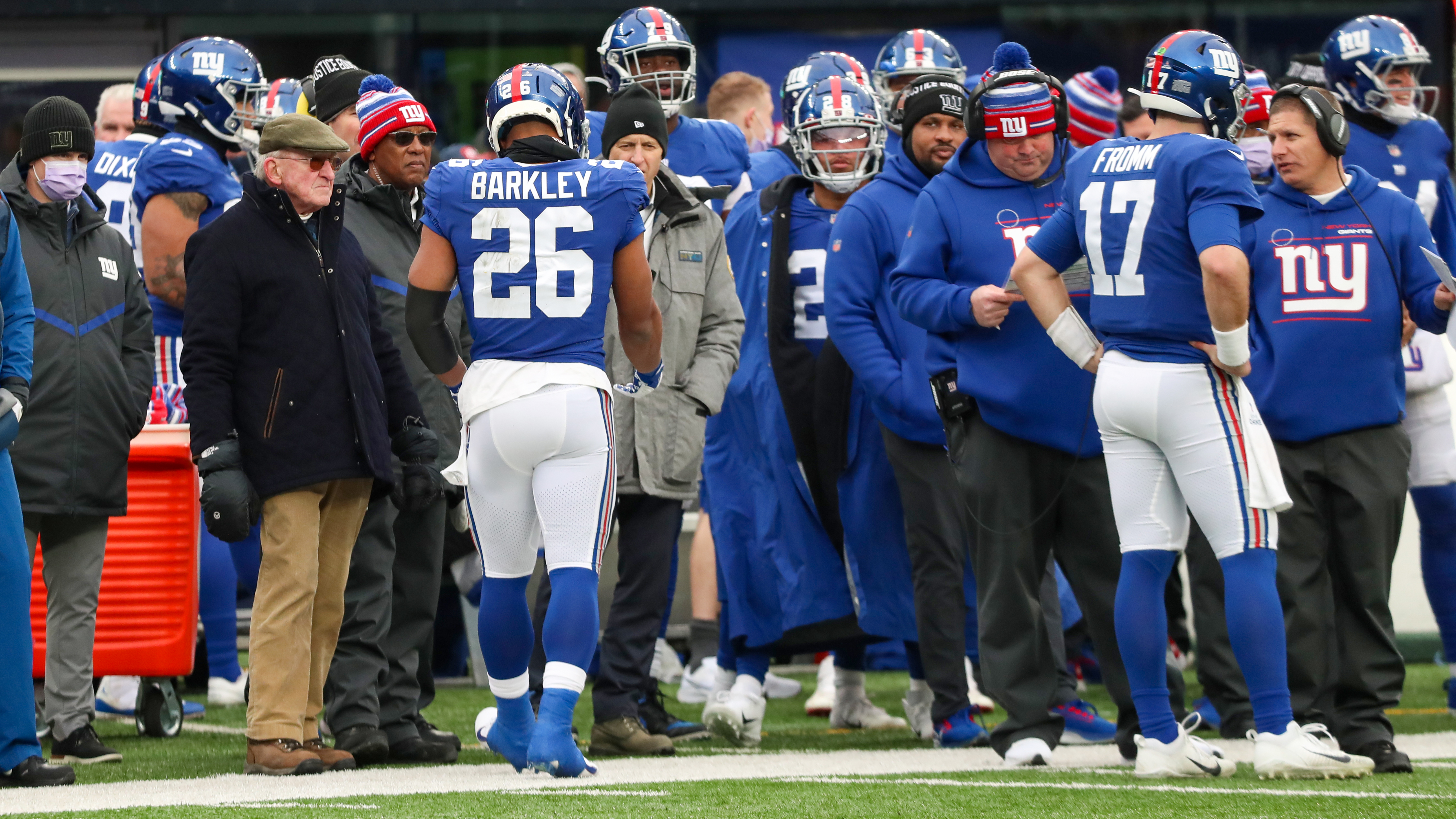 New York Giants running back Saquon Barkley (26) walks off the field at the 2-minute warning of the second quarter on Sunday, Jan. 9, 2022 in East Rutherford, N.J.