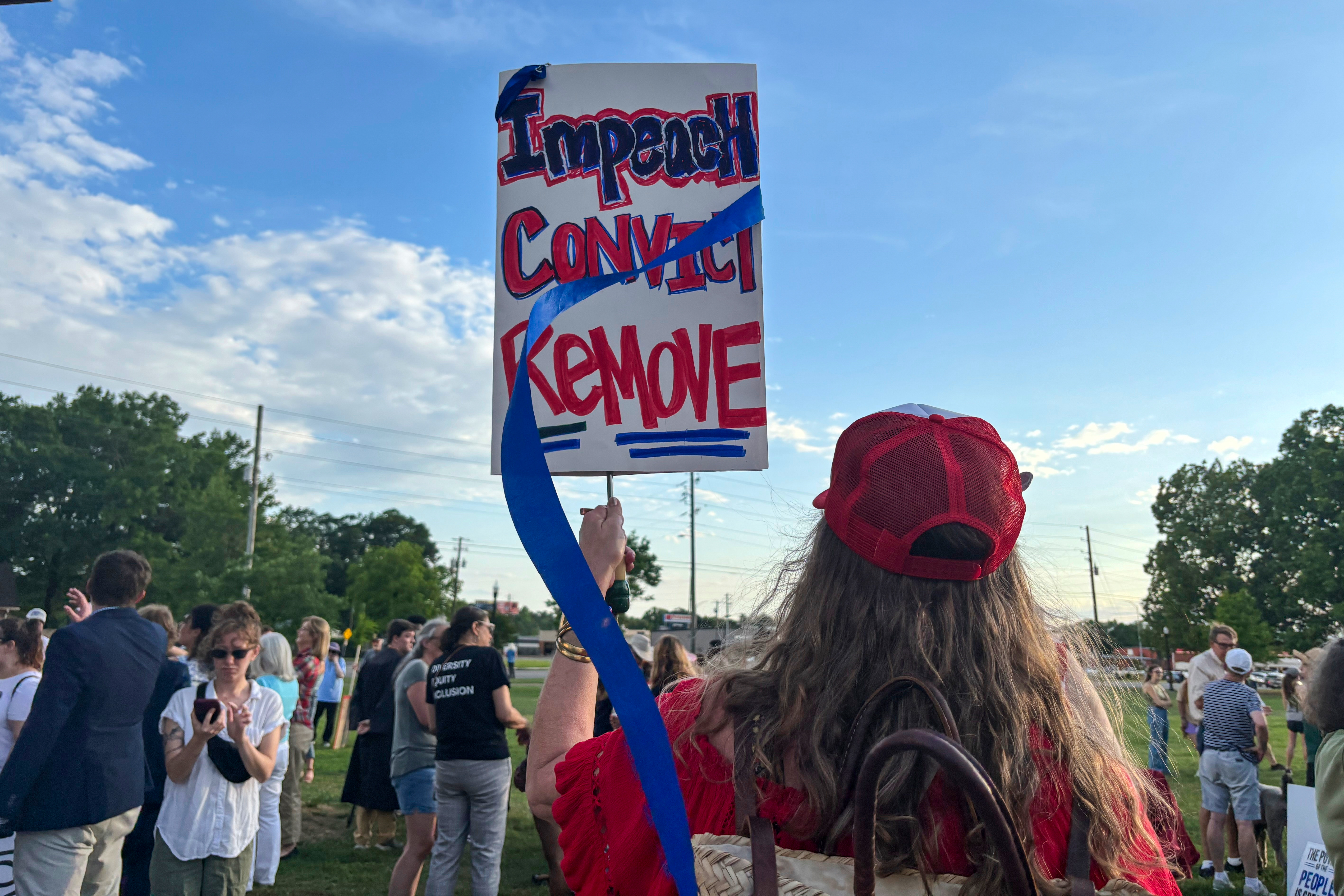 Groups unite in protest against Trump's University of Alabama ...
