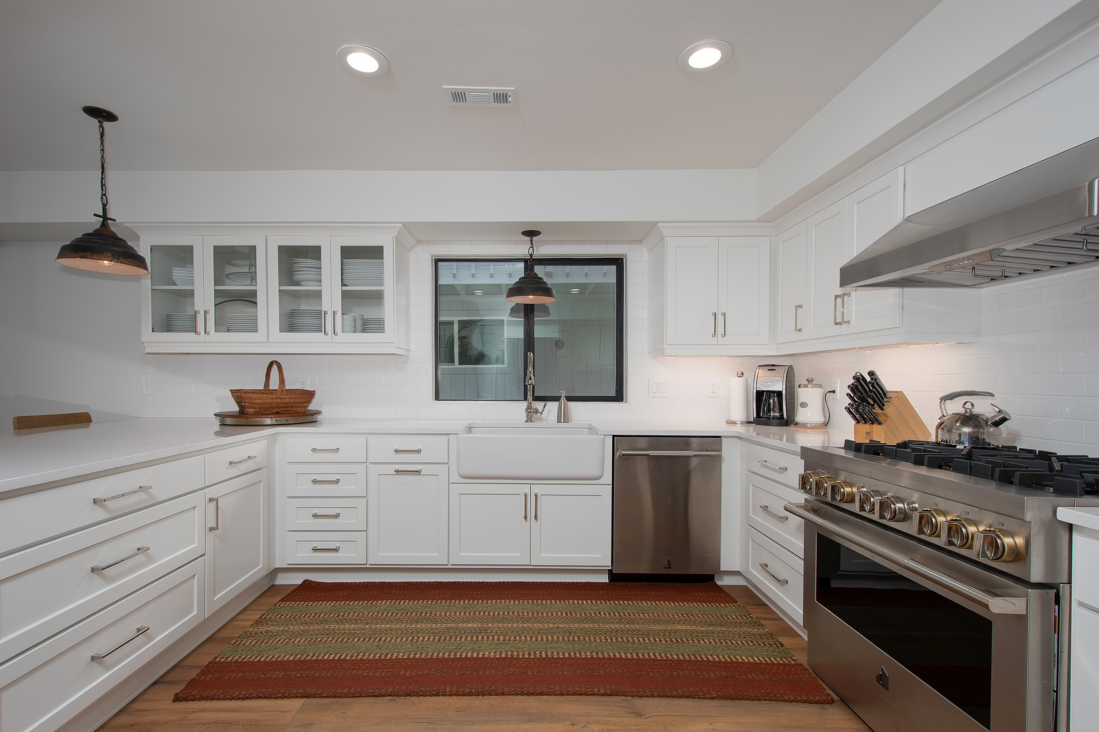 Oregon Yacht Club floating home