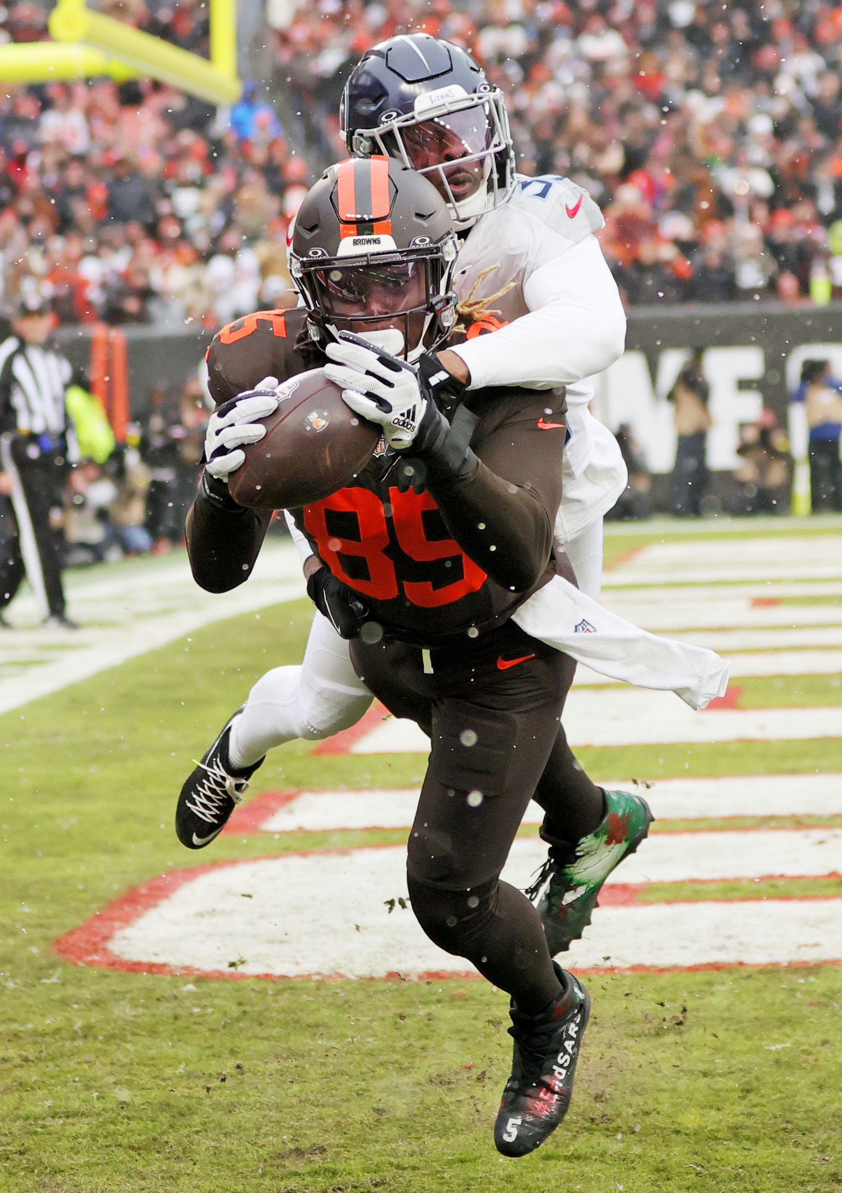 Cleveland Browns receivers vs. Tennessee Titans, December 7, 2025 ...