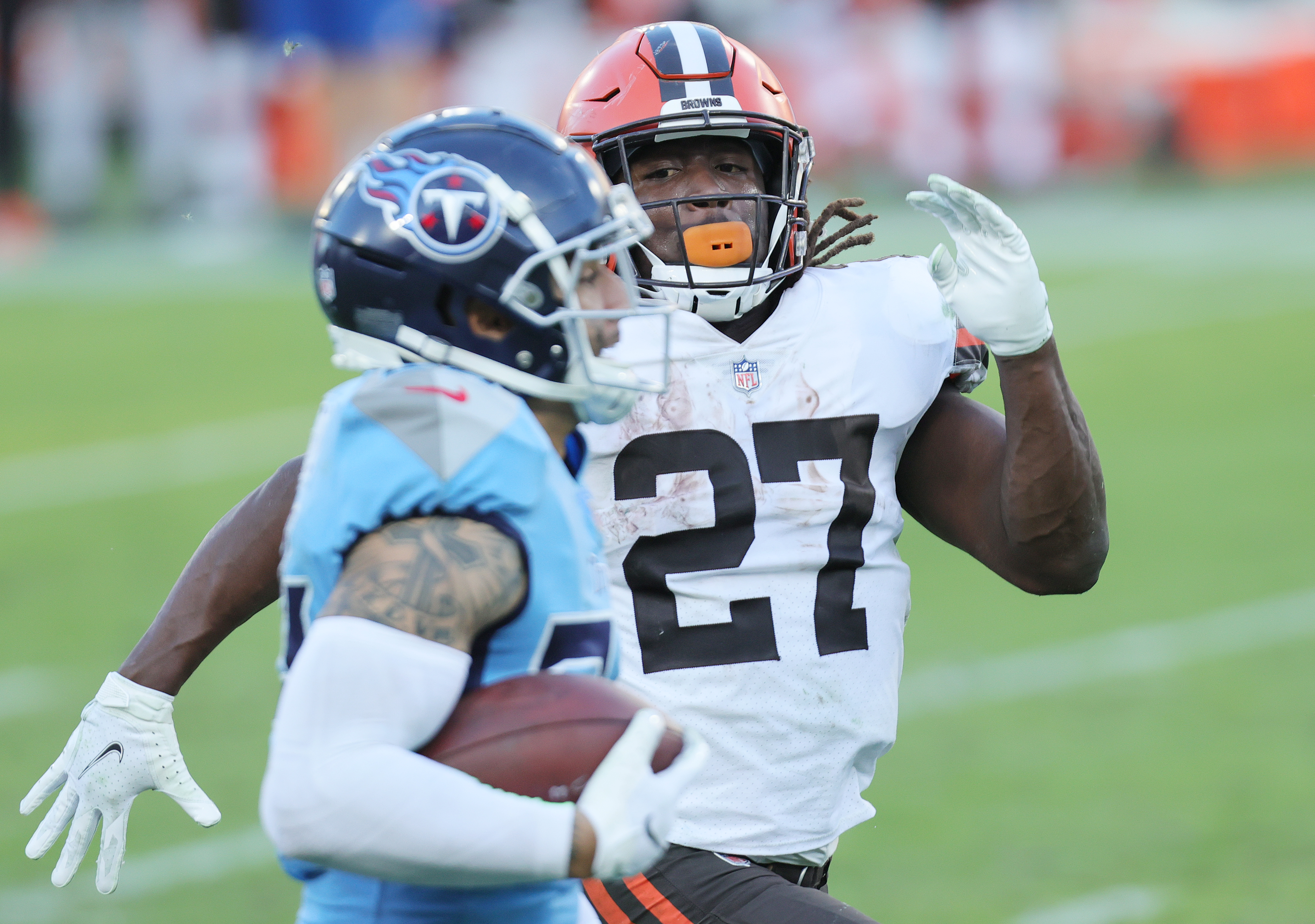 Nick Chubb voted Browns 2020 Ed Block Courage Award recipient