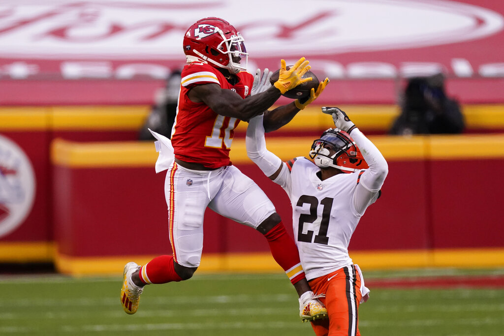 Chiefs advance to AFC Championship with 22-17 win over Browns