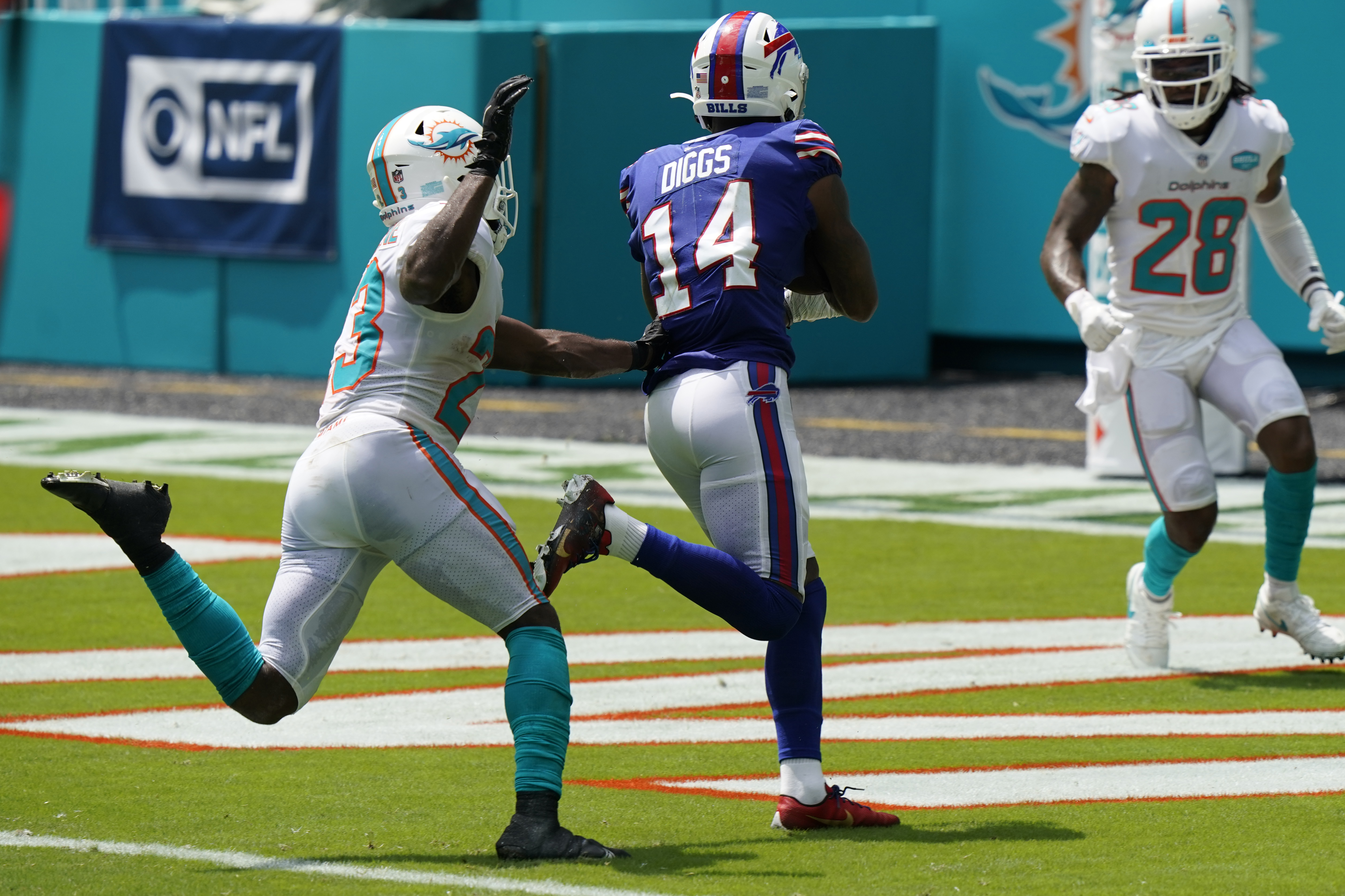 Buffalo Bills running back Devin Singletary (26) runs with the football,  during the first half at an NFL football game against the Miami Dolphins,  Sunday, Nov. 17, 2019, in Miami Gardens, Fla. (