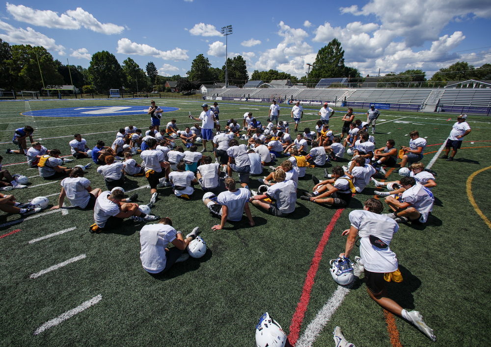 Nazareth Area High School football team prepares for 2022 season ...