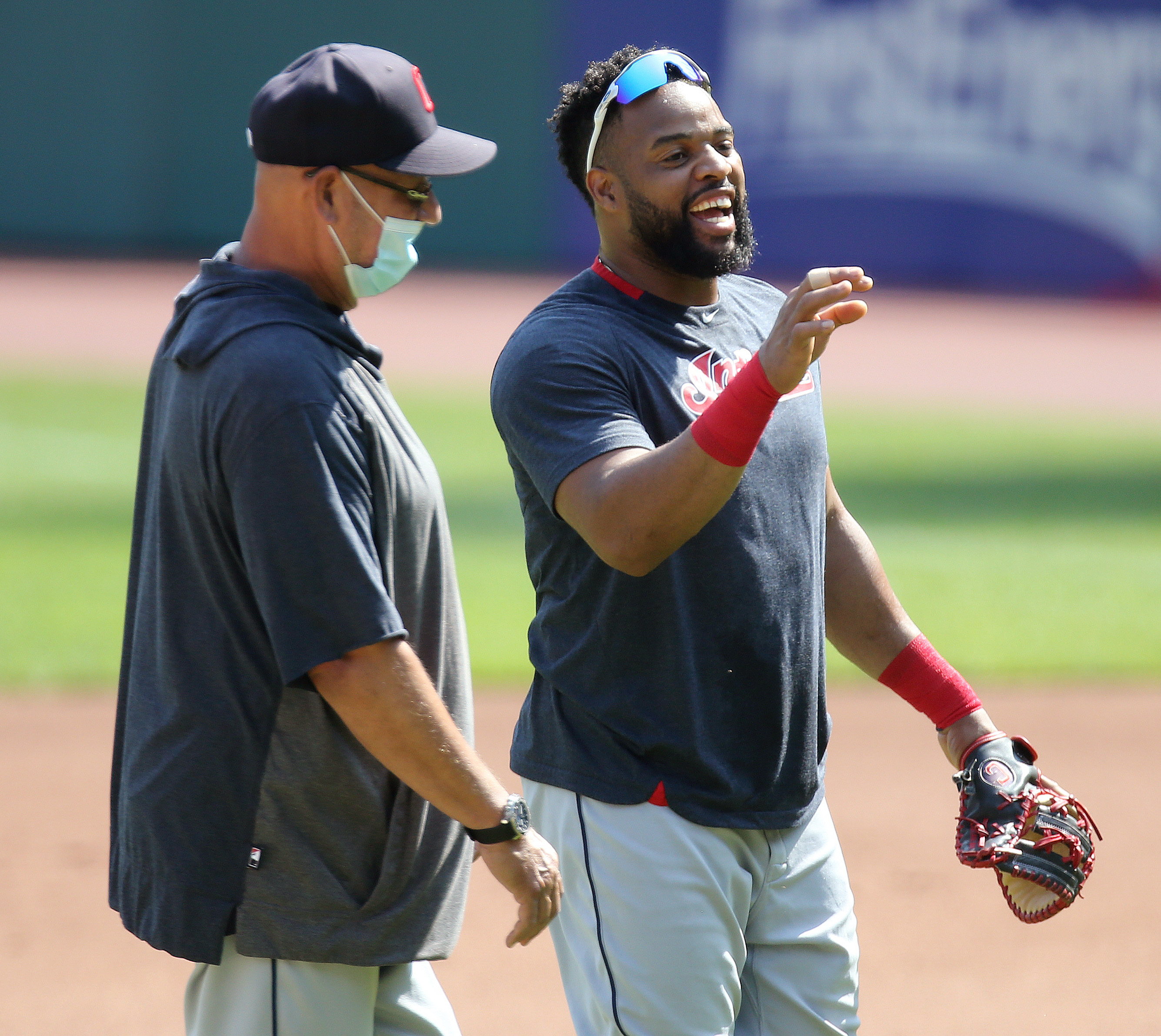 Why is Josh Bell now hitting? Why is this such a strange Guardians season?  – Terry Pluto 