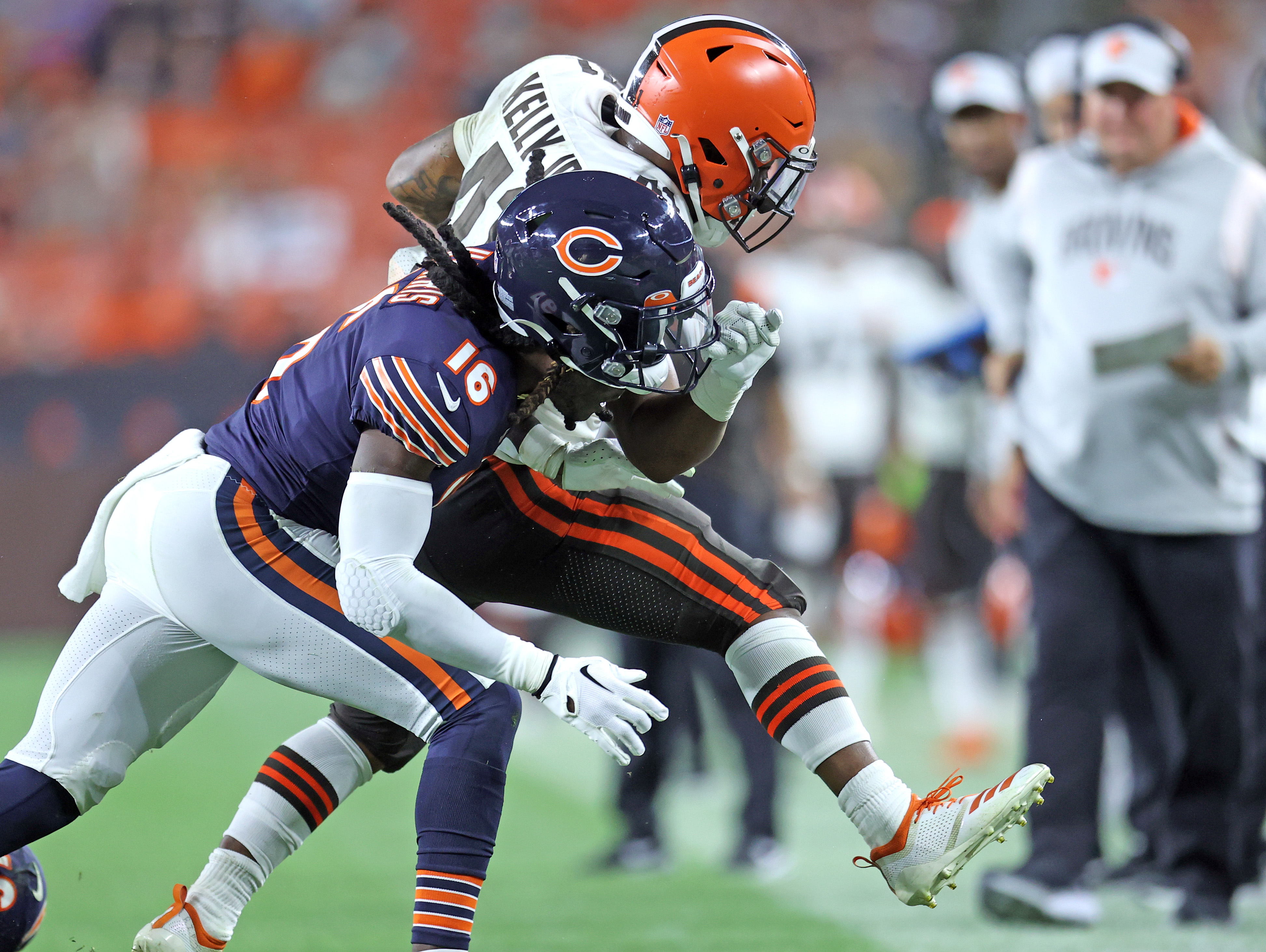 Chicago Bears safety A.J. Thomas (21) runs after the ball during an NFL  preseason football game against the Cleveland Browns, Saturday Aug. 27, 2022,  in Cleveland. (AP Photo/Kirk Irwin Stock Photo - Alamy