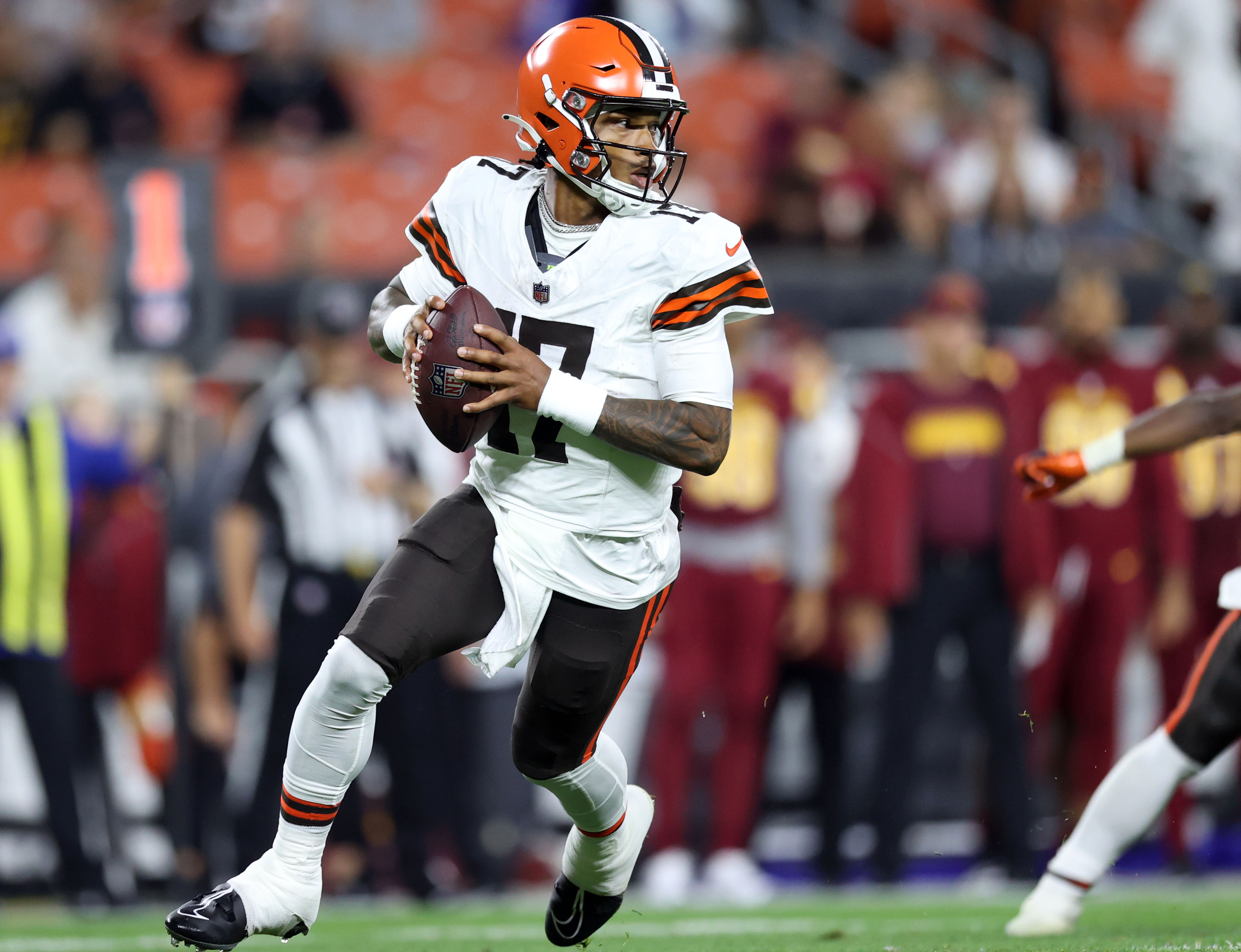 Bishop Gorman alum Thompson-Robinson wins Browns' backup QB job