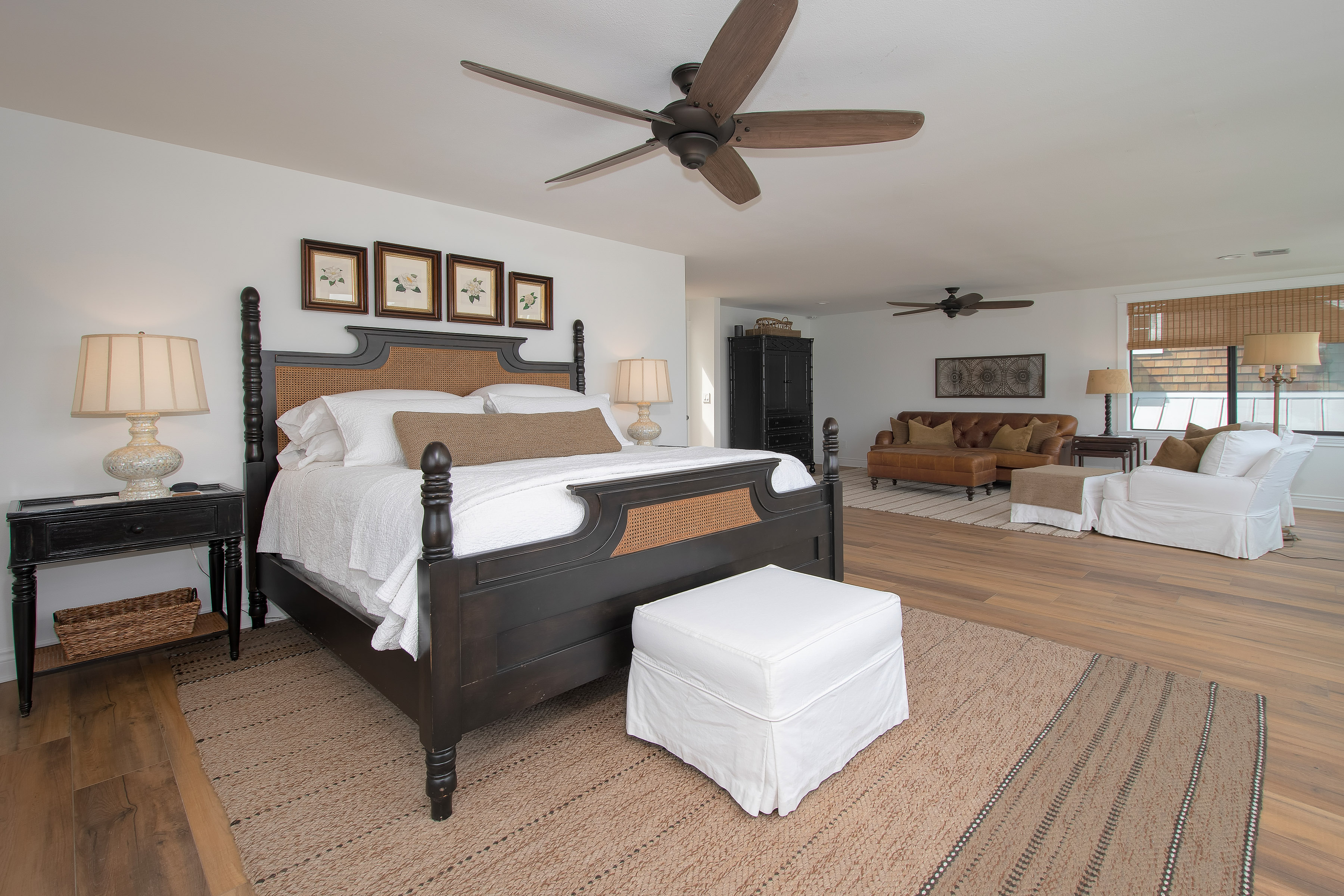 Oregon Yacht Club floating home