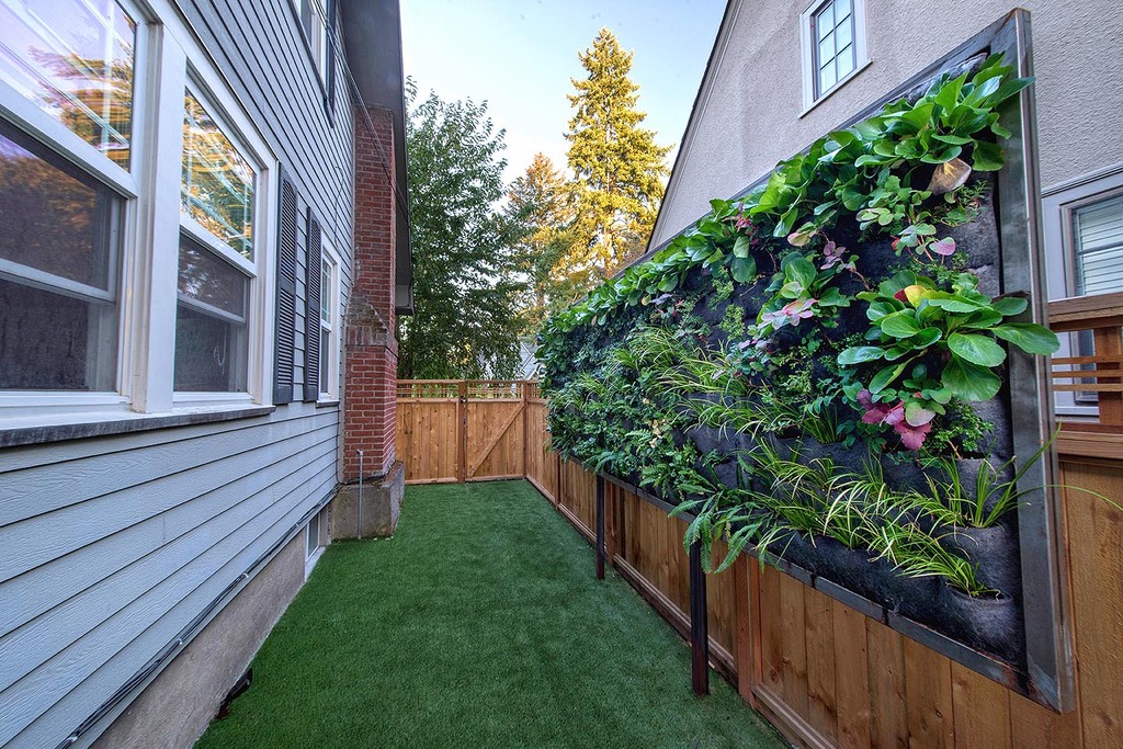 How gardeners can create vertical landscapes in small spaces -  oregonlive.com
