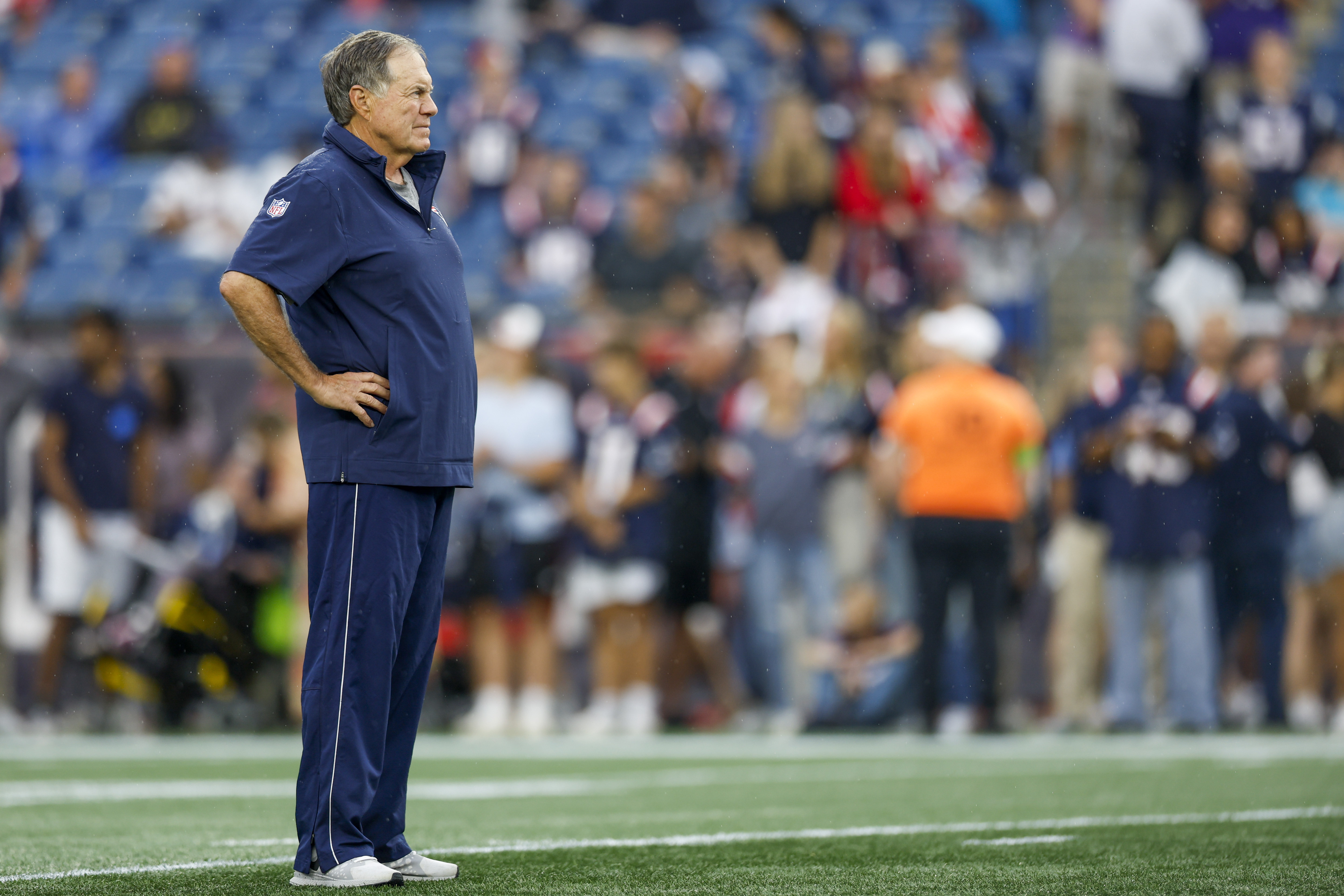 Patriots training camp updates live: Bill Belichick managing injuries