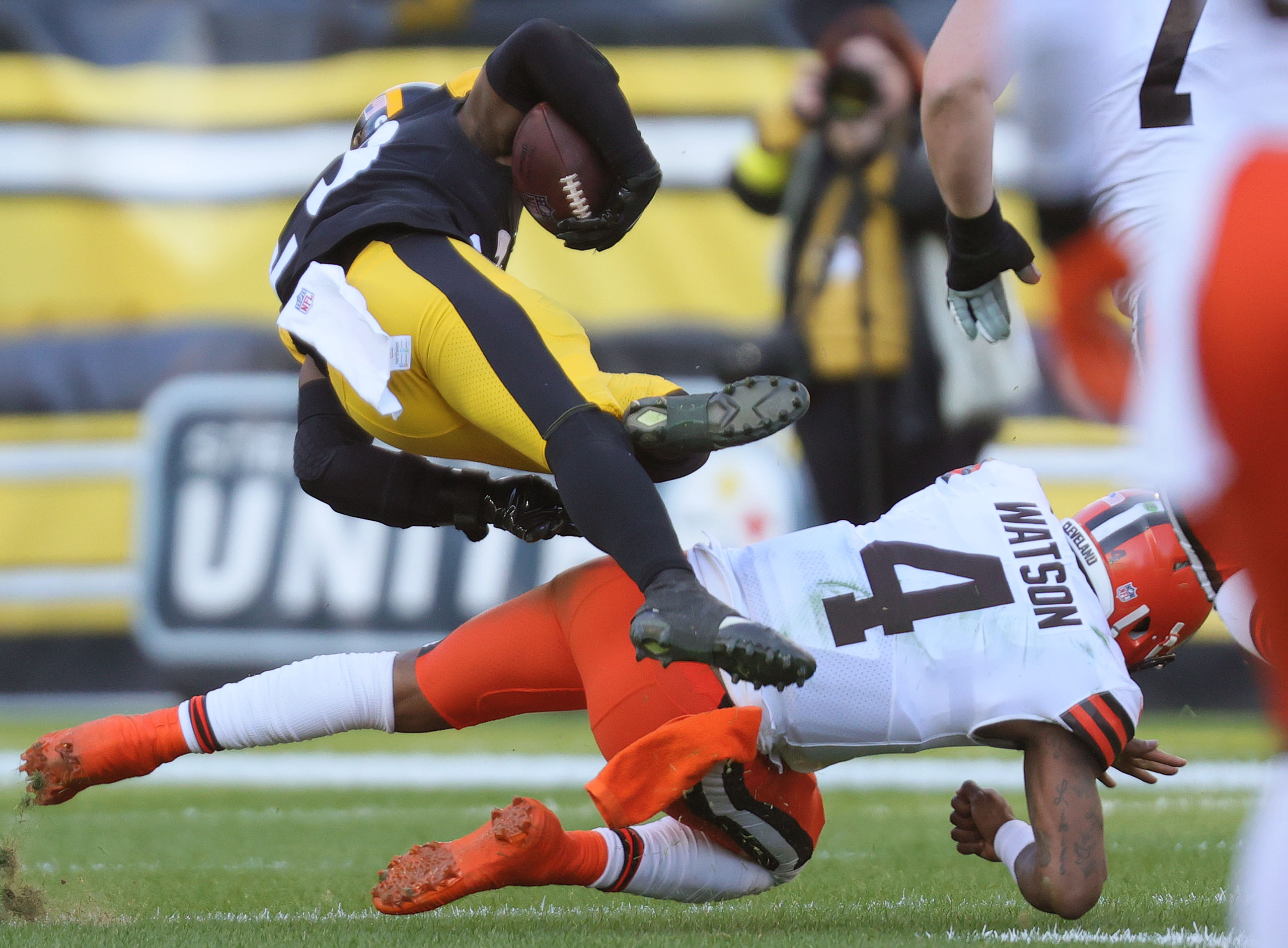 Josh Sweat sacks the Browns' Deshaun Watson in joint practice as