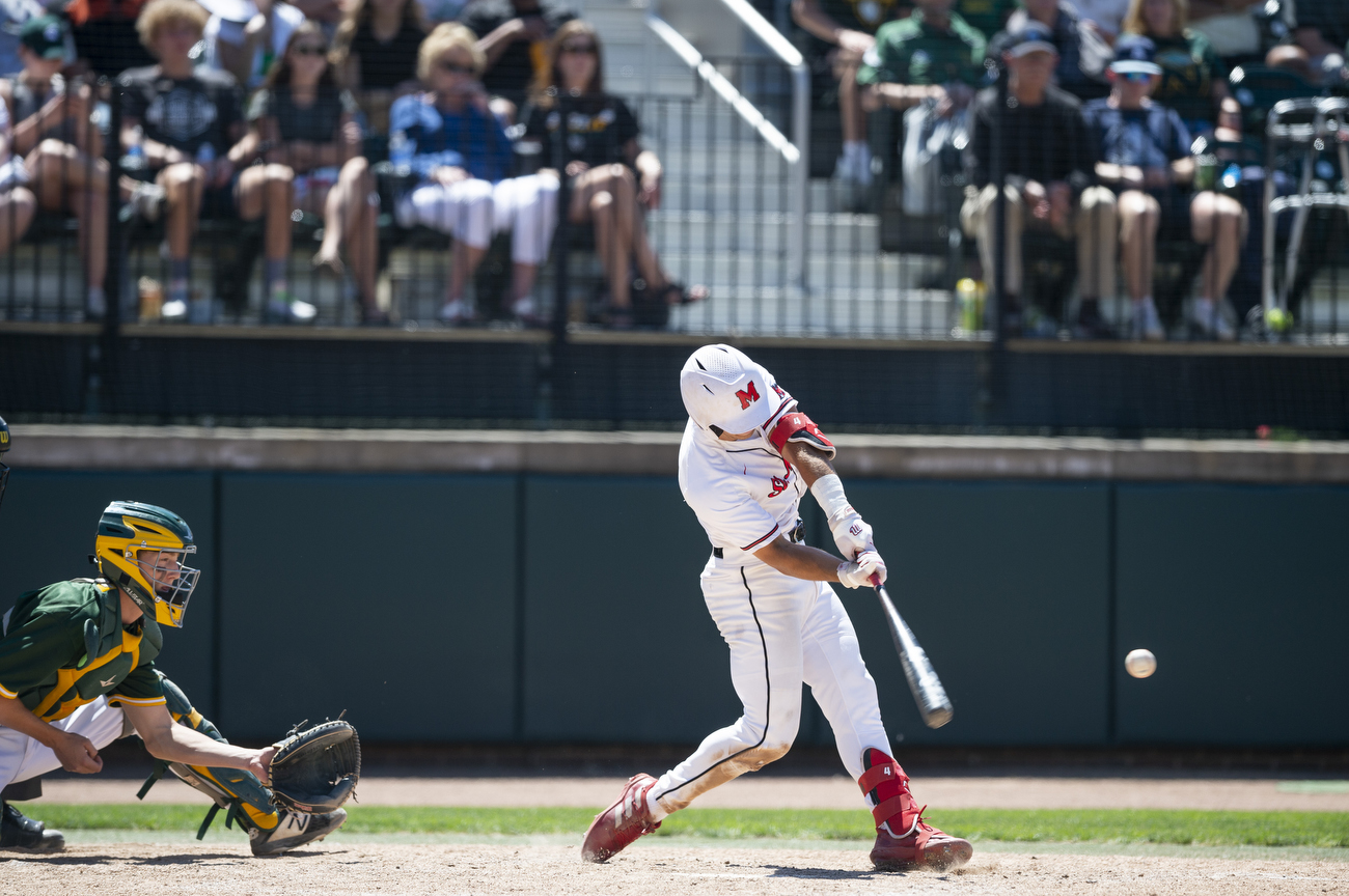 Divine Child's Owen Avery signs on to play baseball at Grand