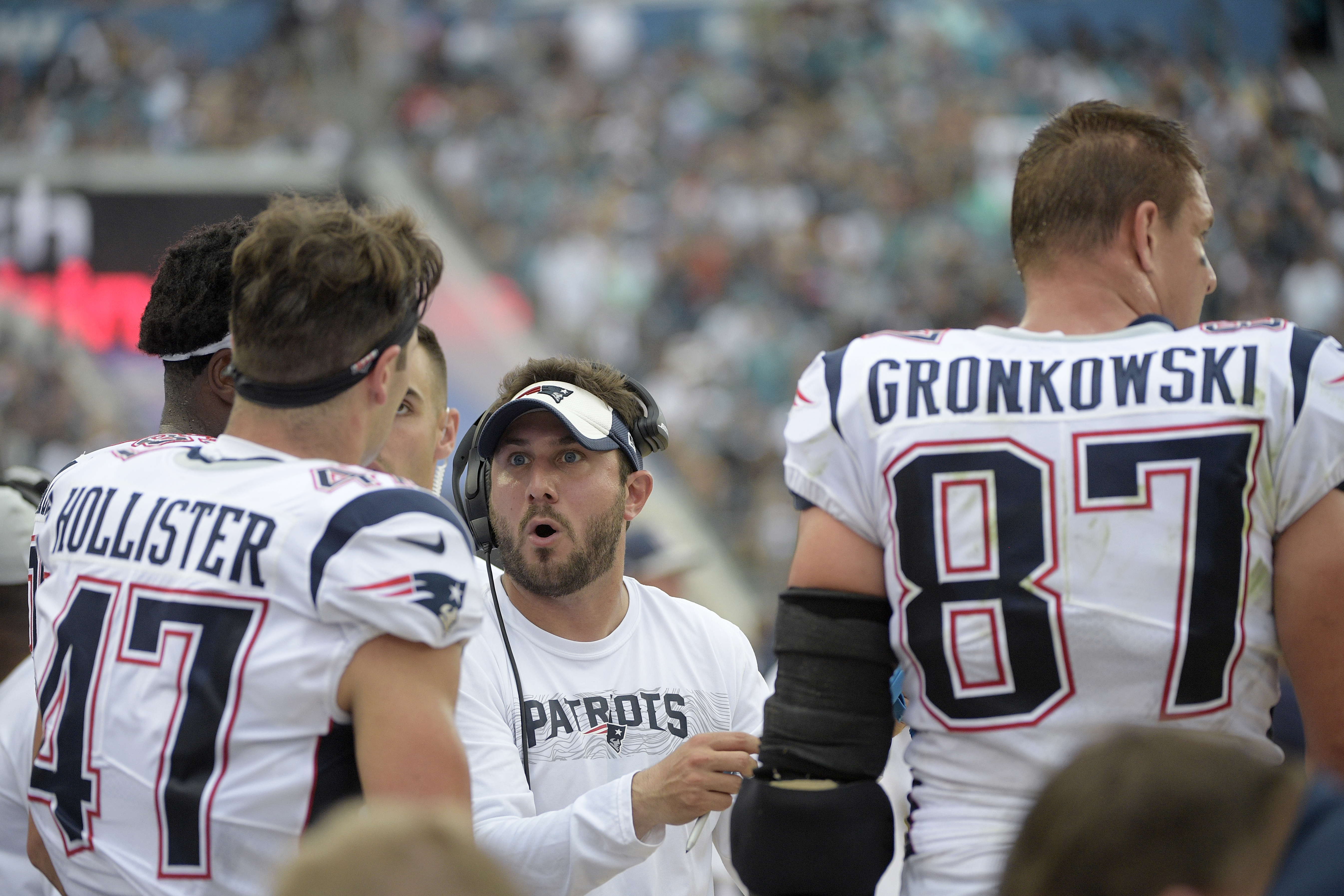 Lions hire a former Browns tight end as their new tight ends coach