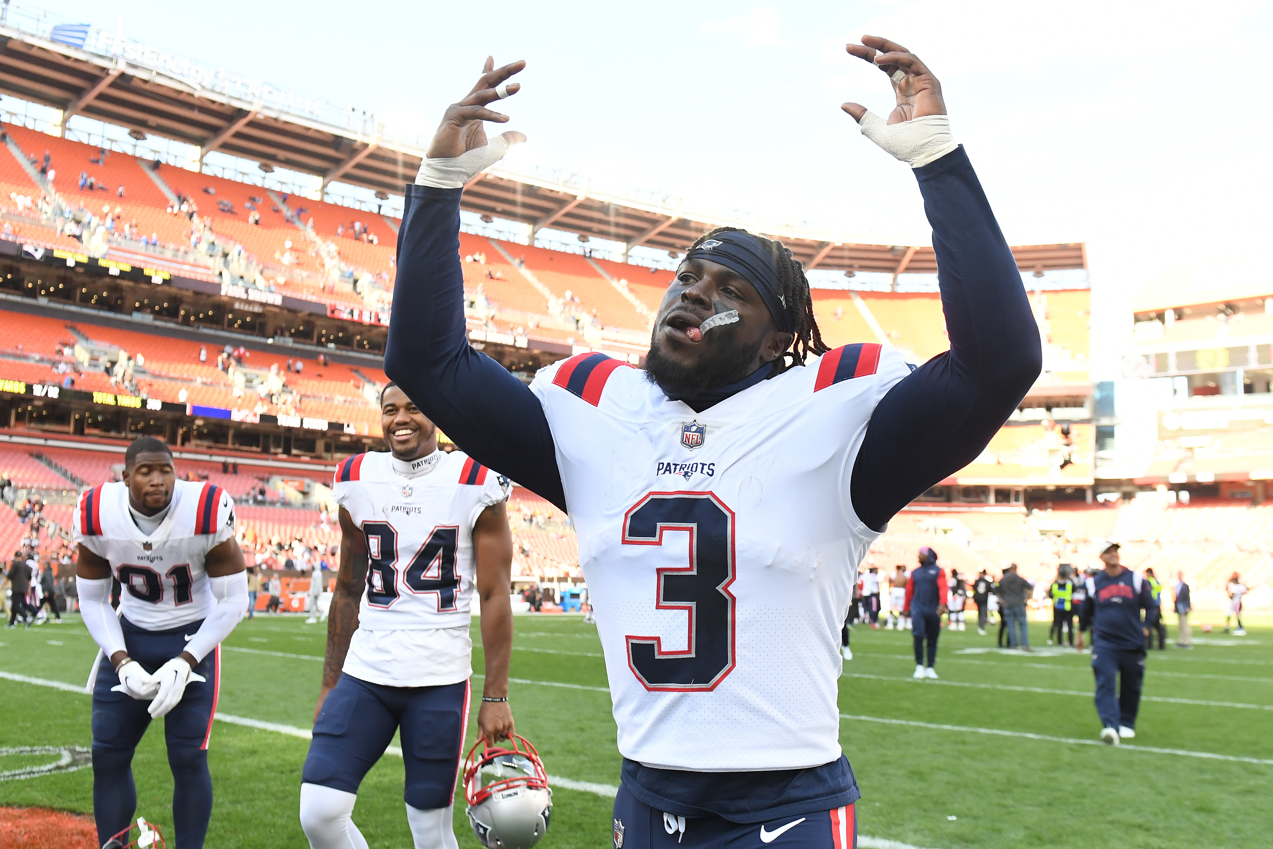 Twitter reactions to Patriots' win over Cleveland Browns