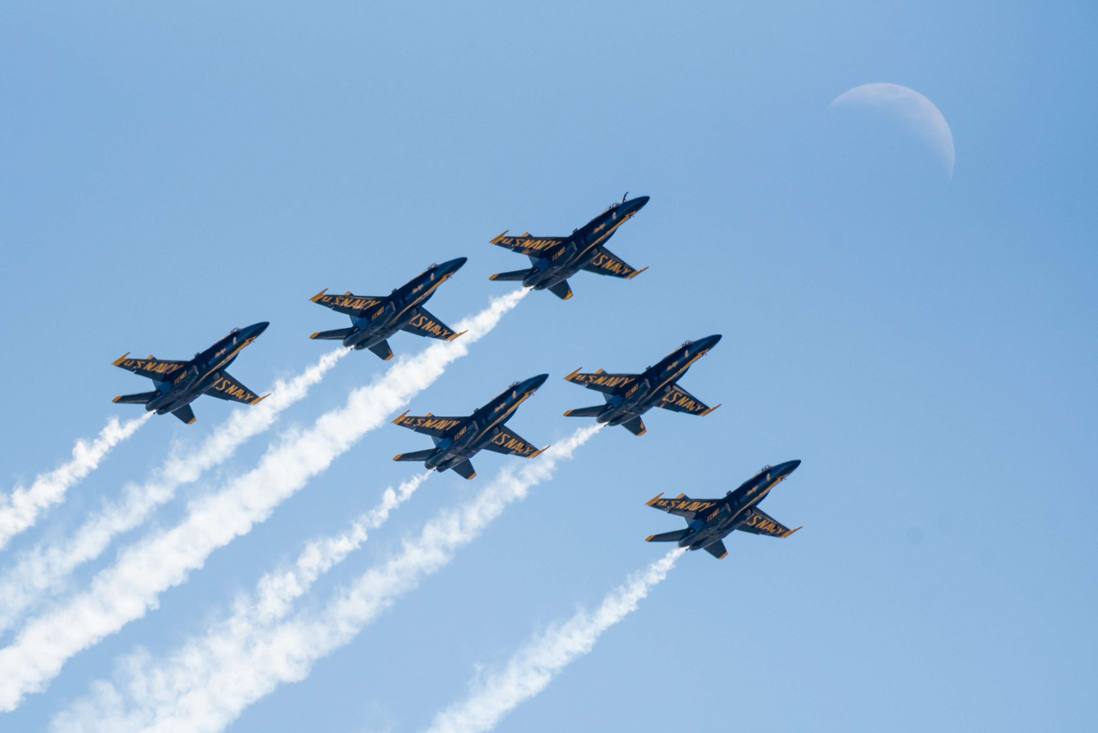 flight path the U.S. Navy Blue Angels 