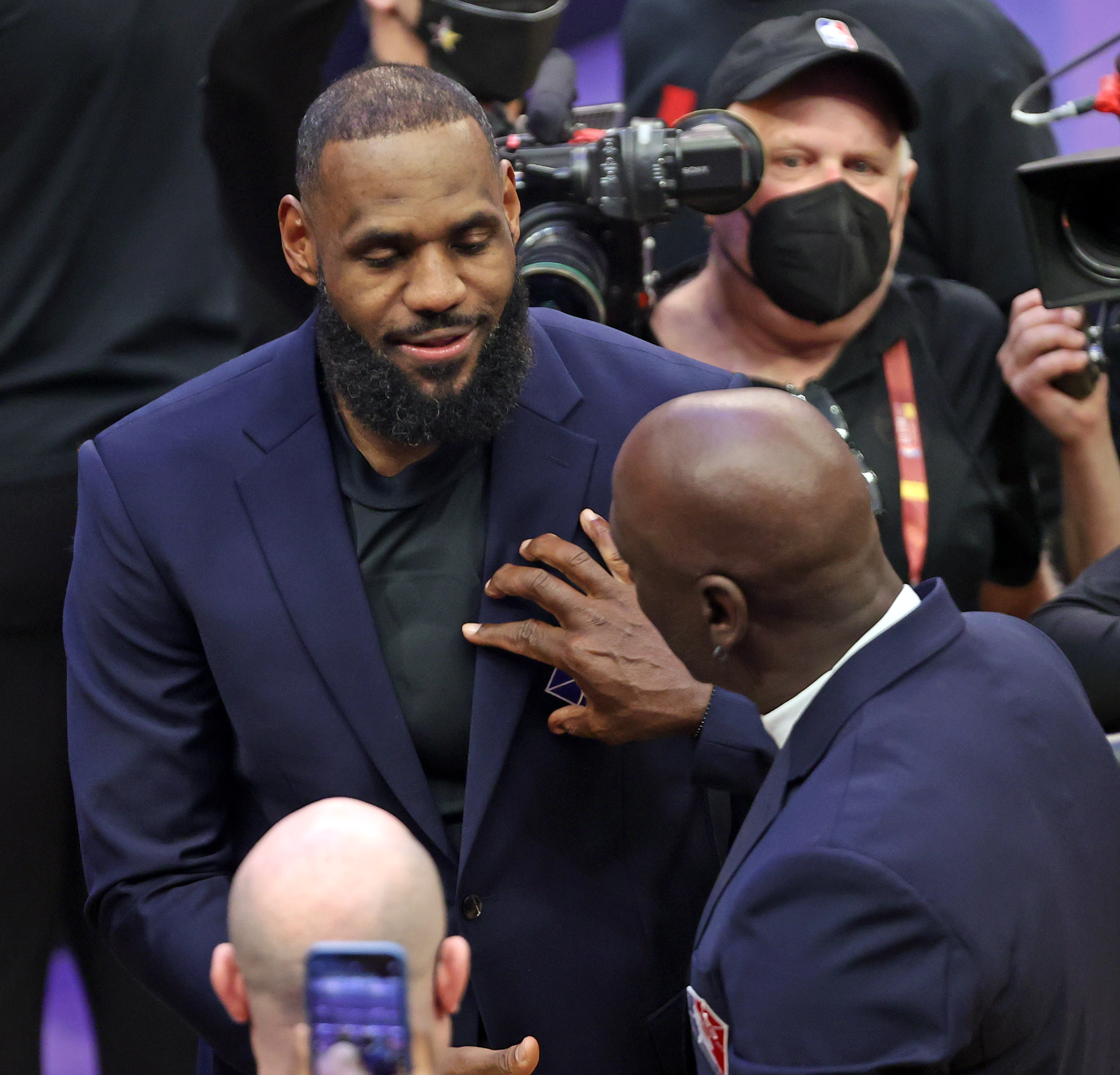 LeBron James and Michael Jordan reunite at NBA All-Star Game 2022