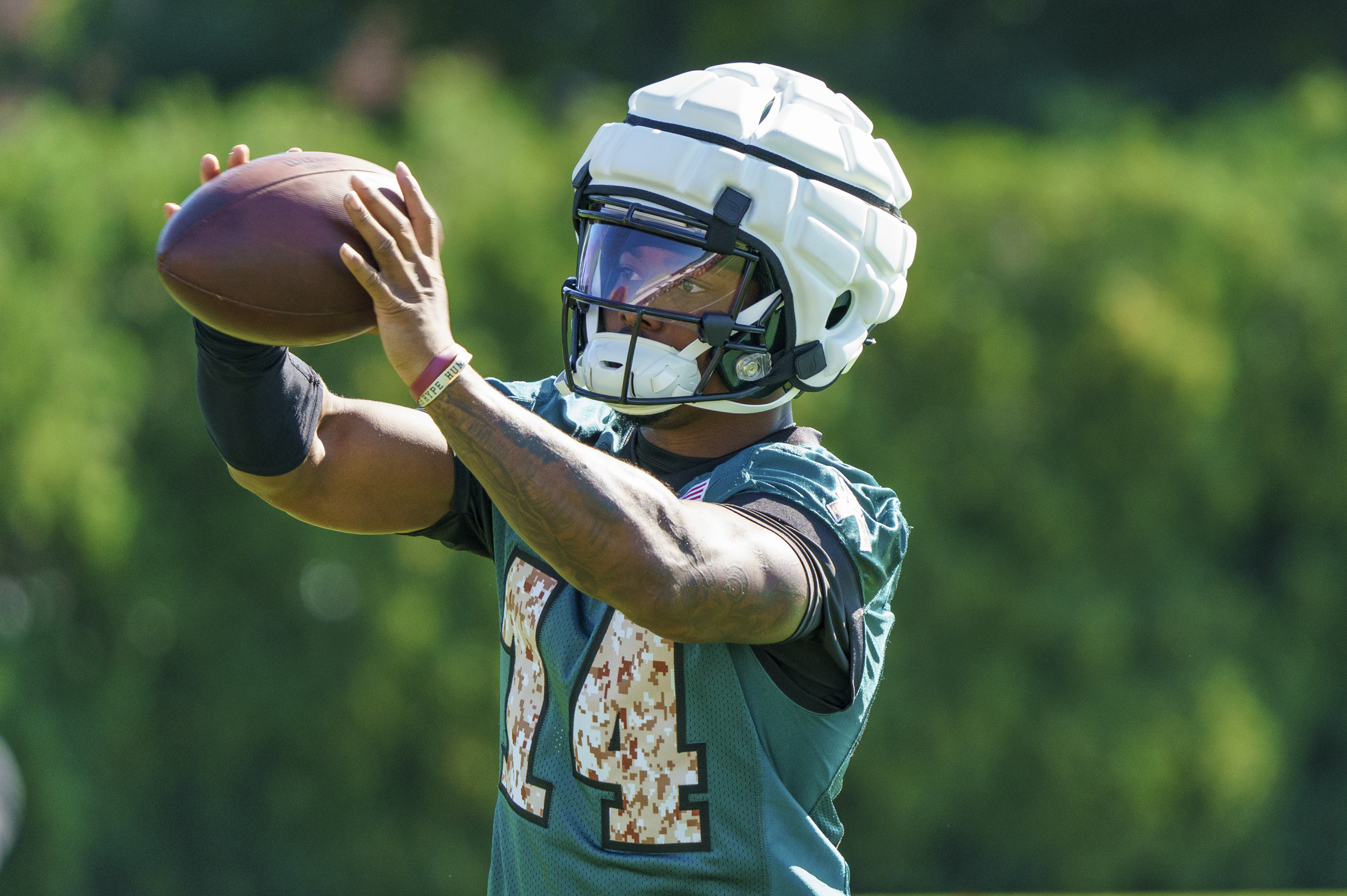 7 Eagles not named Jalen Hurts who are key to team's chances of