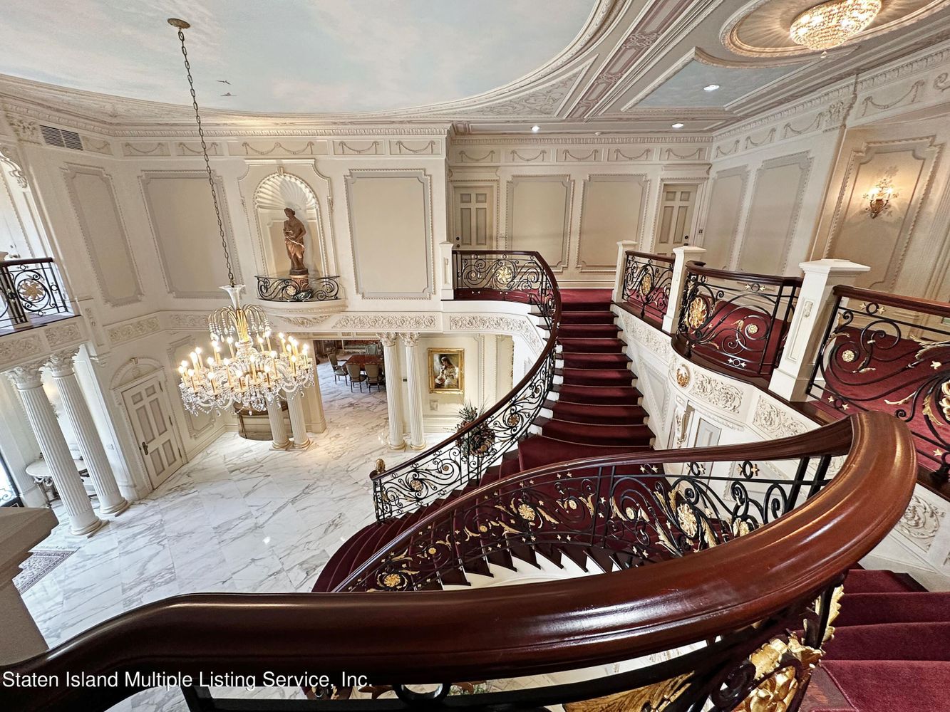 Look inside Staten Island's 'REAL' Godfather House for sale. Price