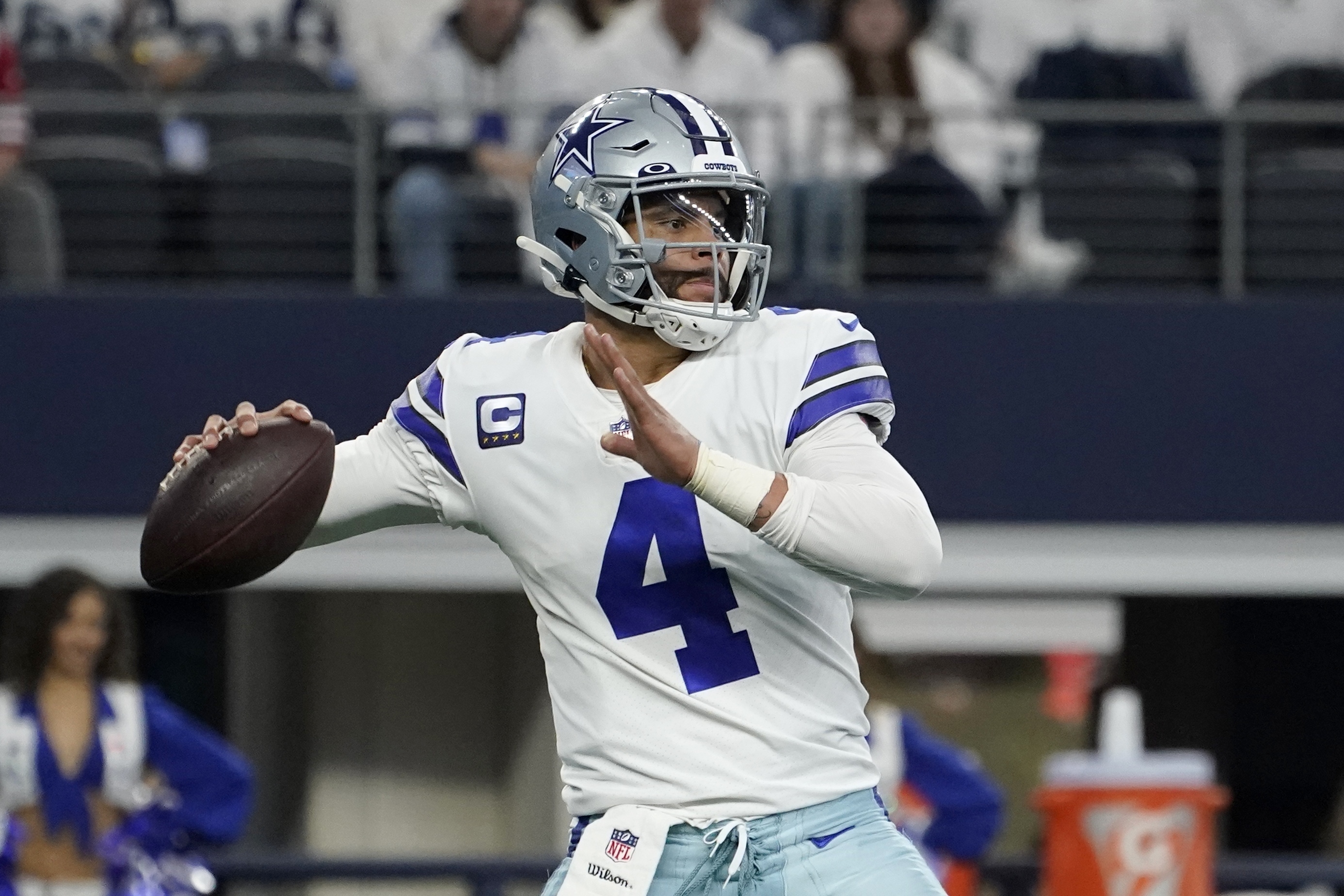 Mattress Mack bets on Dallas Cowboys winning the NFC