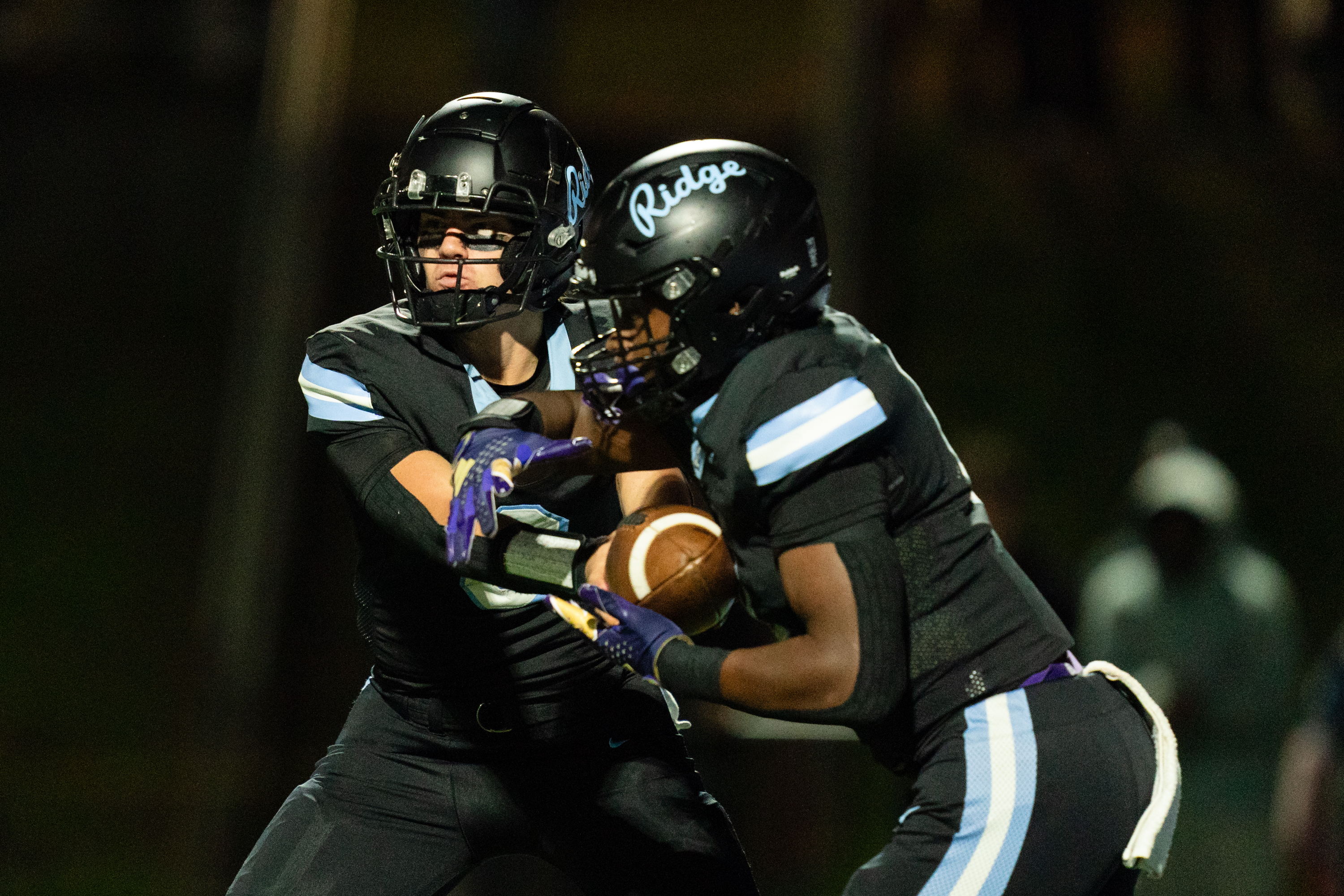 Lake Ridge Pacers Oregon high school football: West Linn Lions vs Lakeridge Pacers ...