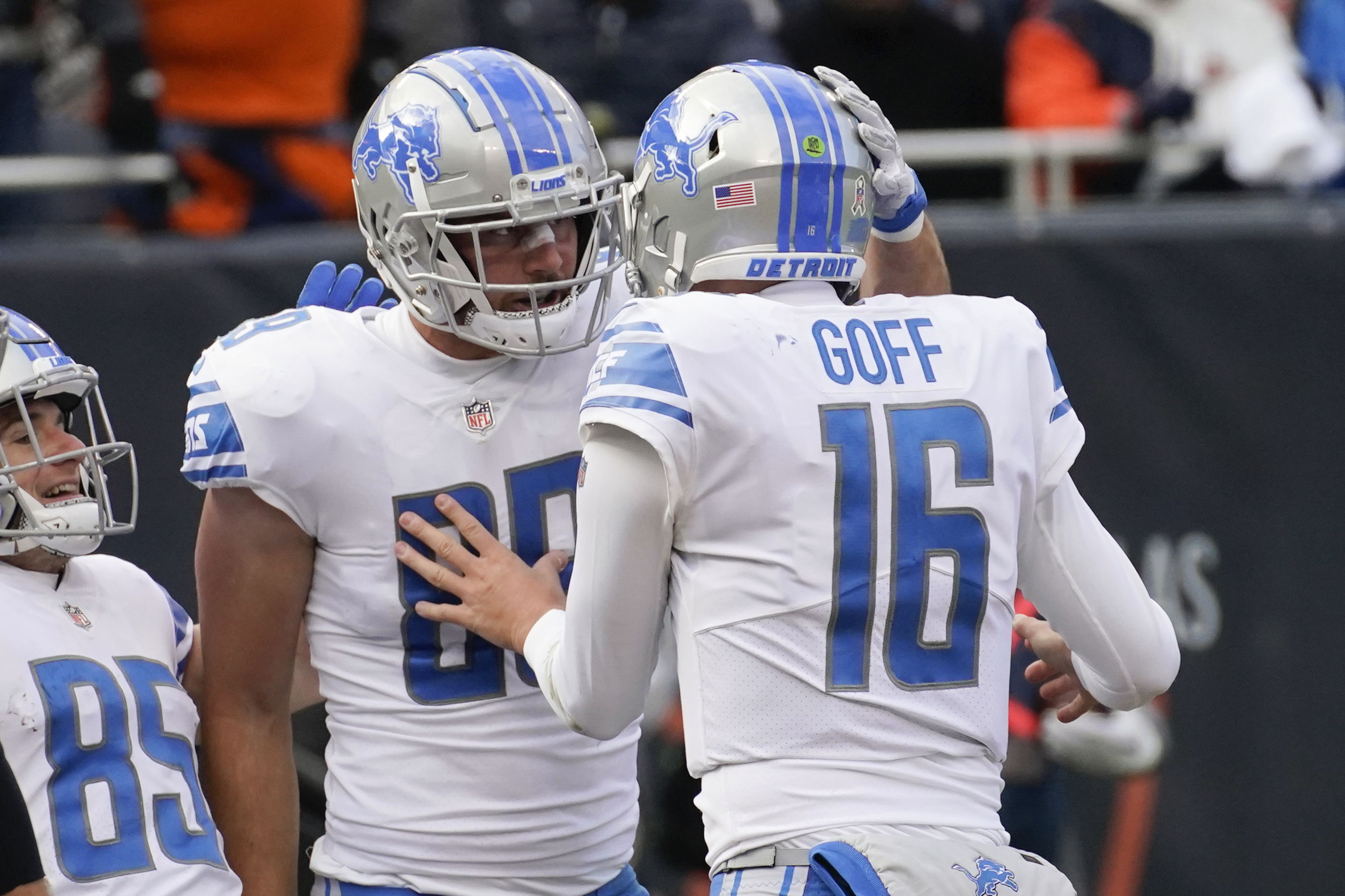 Detroit Lions tight end Brock Wright (89) runs during the first half of an  NFL football