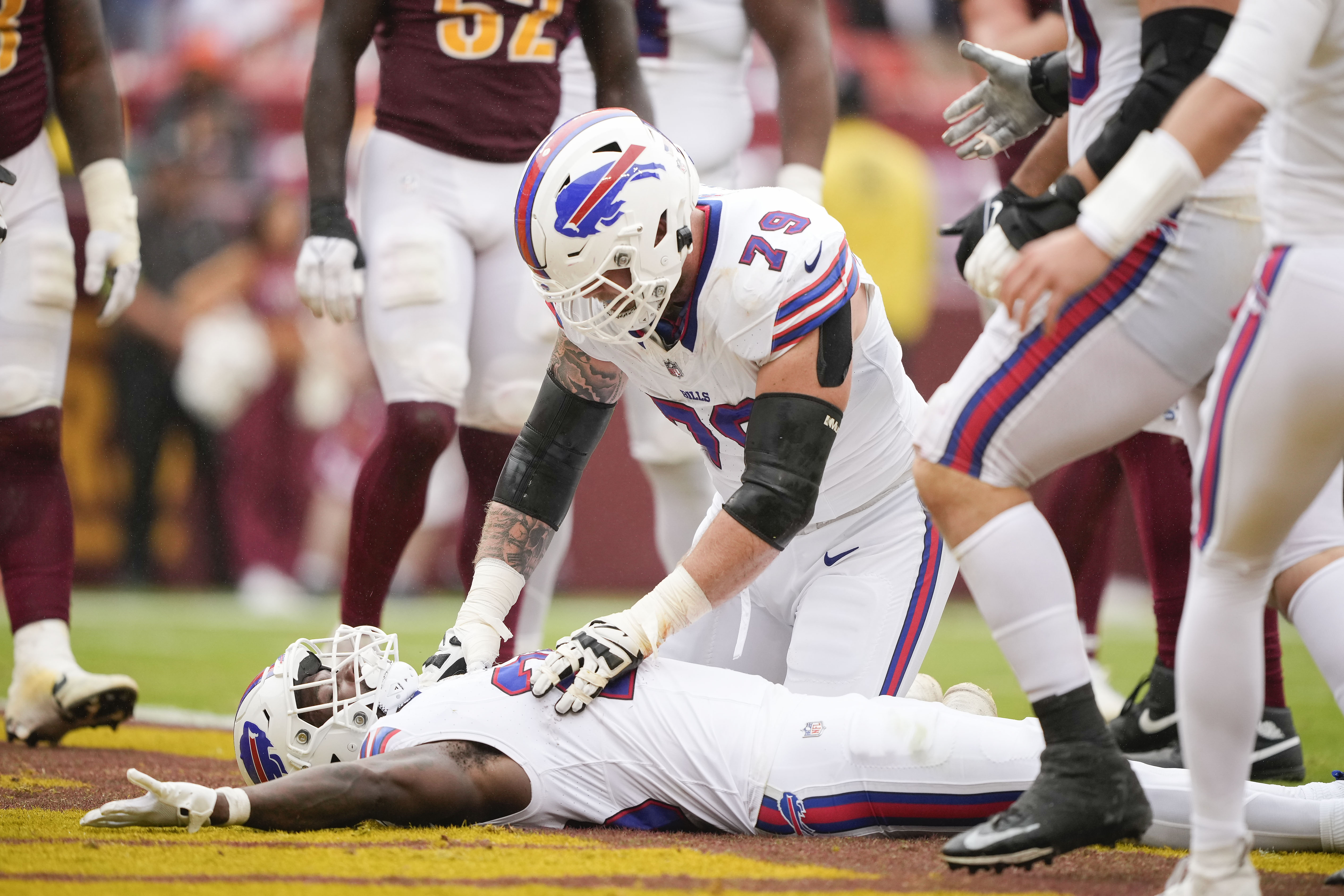 Uniform Reveal, Bills at Washington