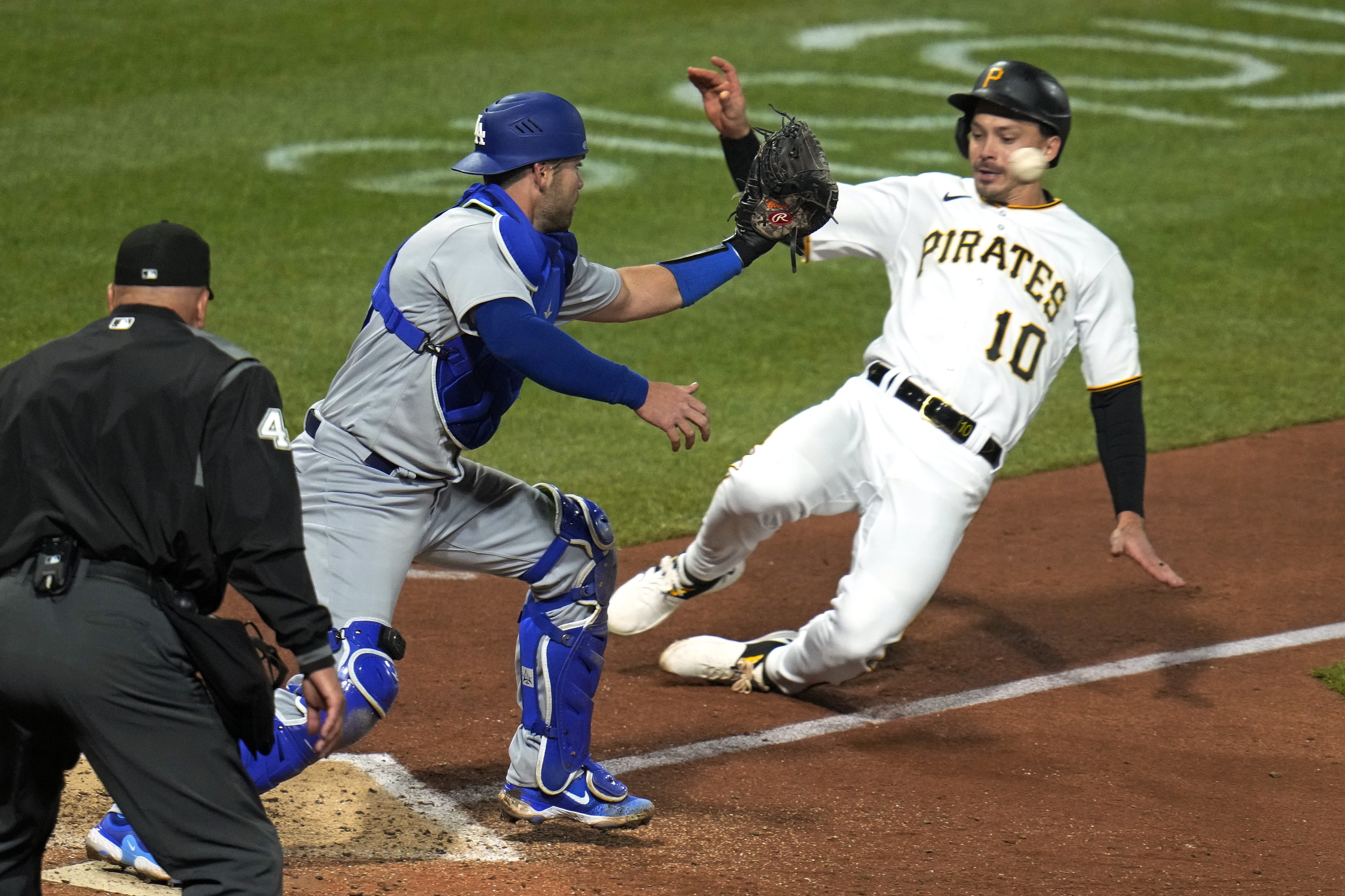 Tony Gonsolin makes 2023 debut in Dodgers' loss to Pirates